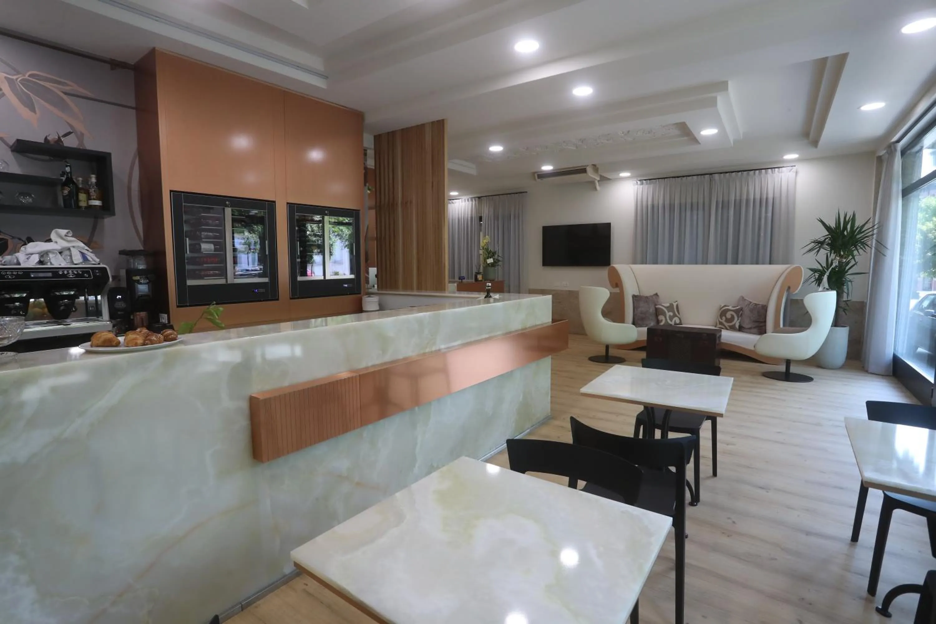 Lounge or bar in Hotel Central Giacomini