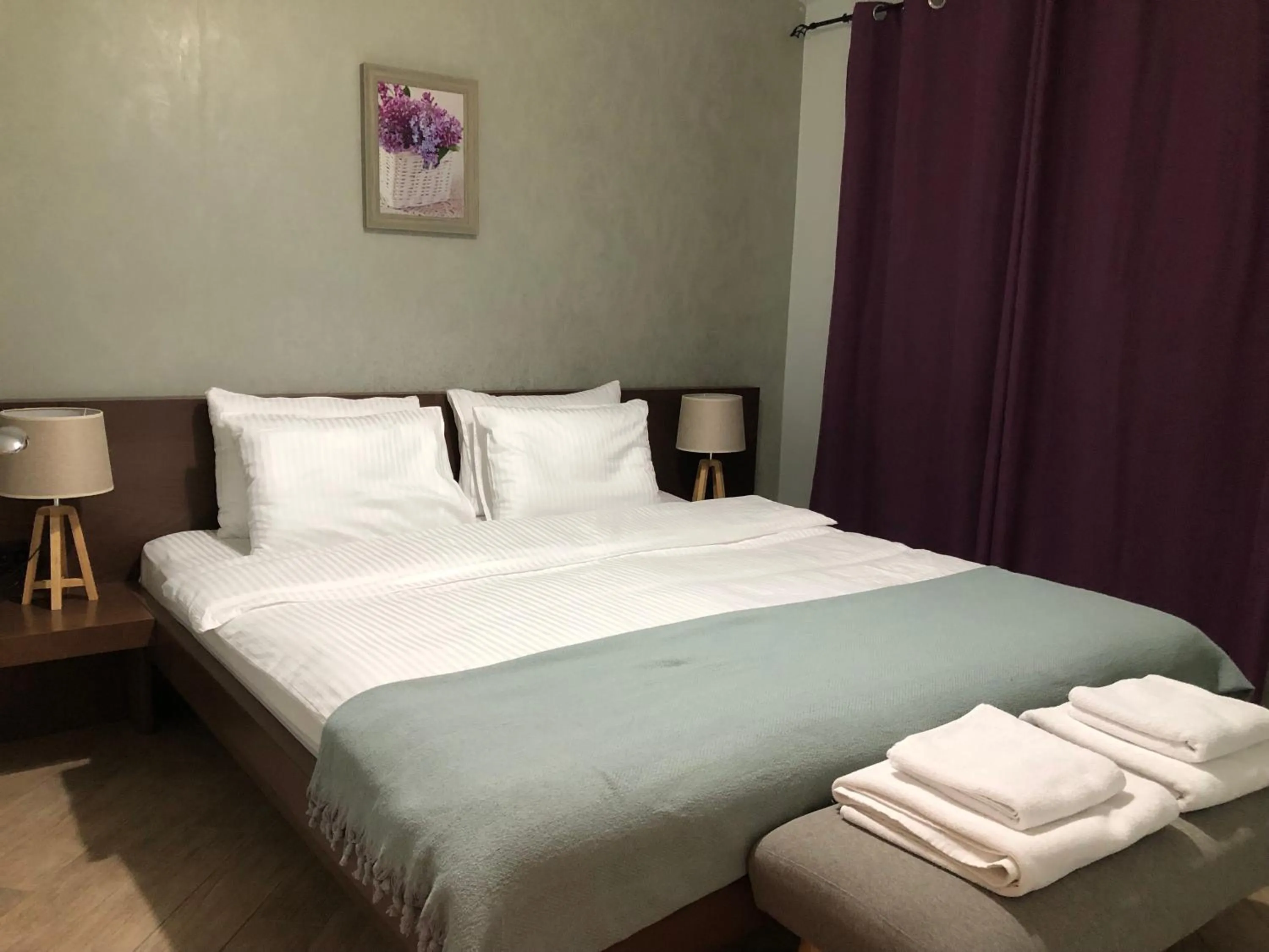 Bed in Turquoise Beachside Apartments