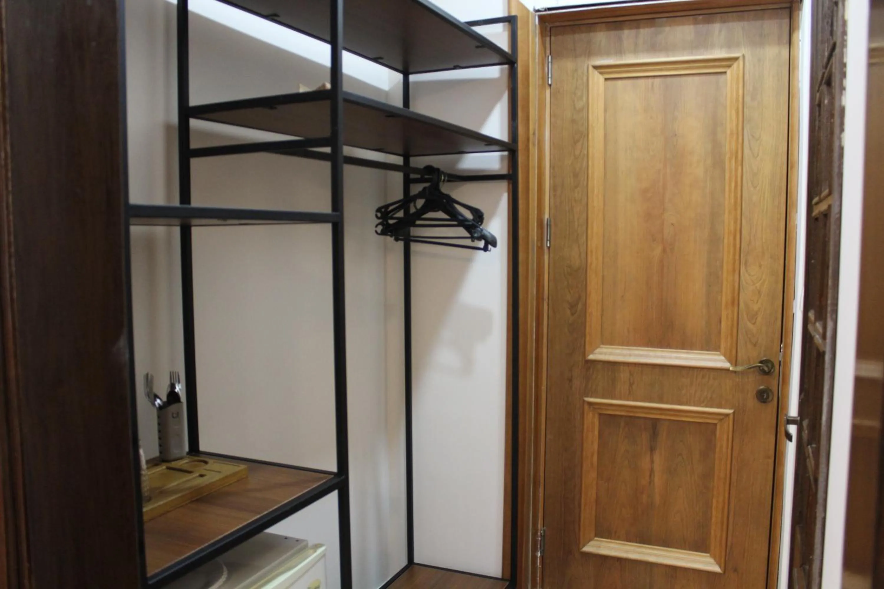 wardrobe in Luxor Garden
