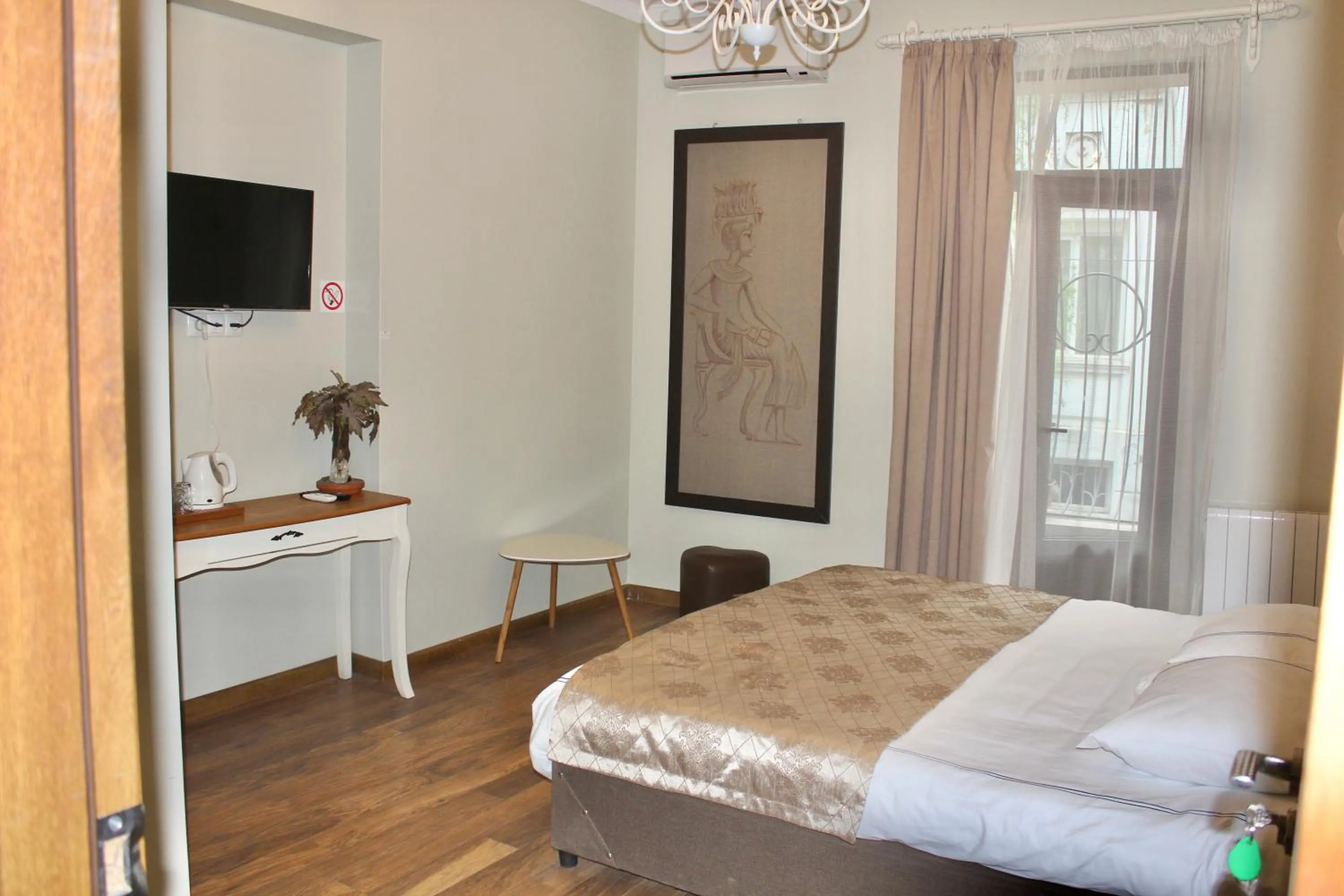 Bedroom, Bed in Luxor Garden