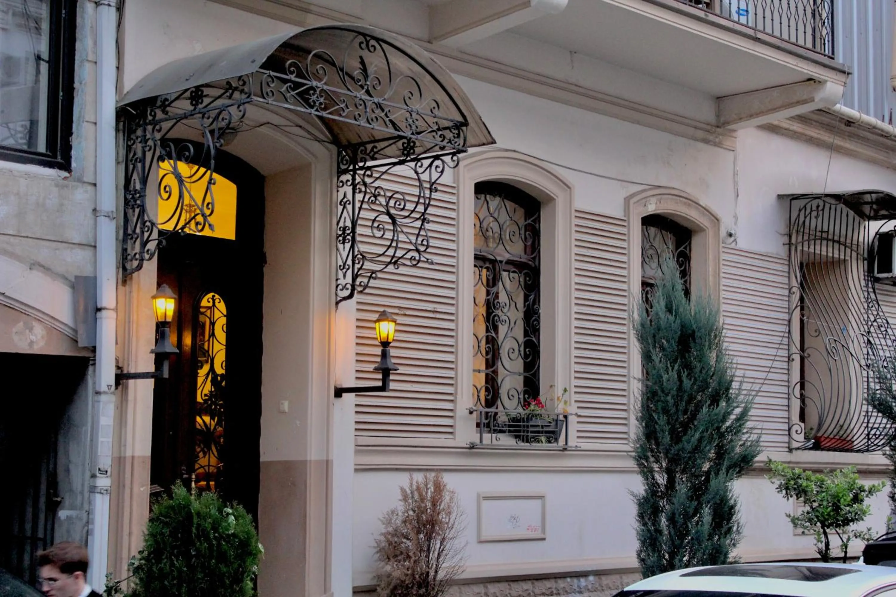 Property building in Luxor Garden