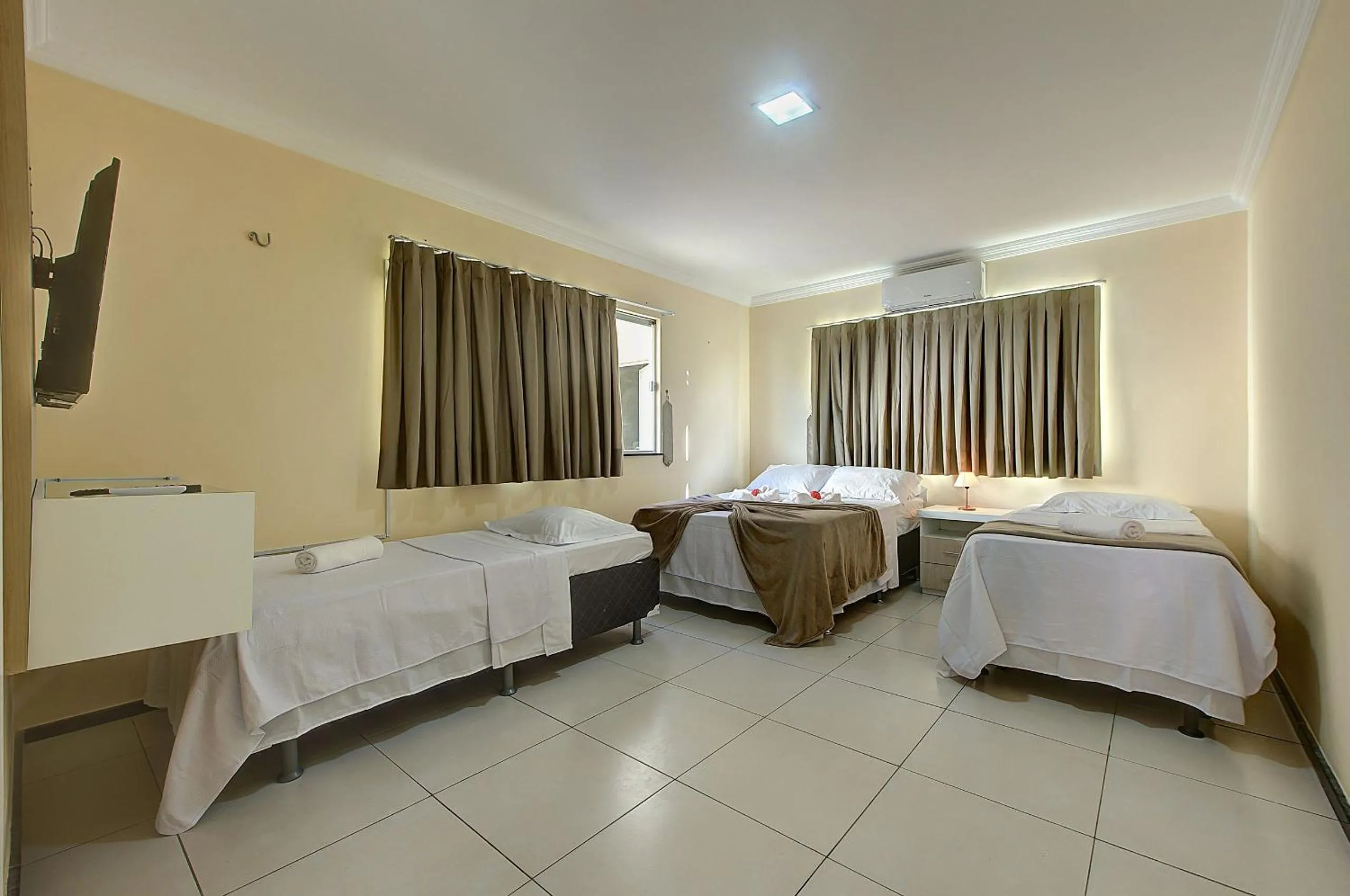 Bedroom, Bed in Casa Incrível na Praia de Tabuba by Carpediem
