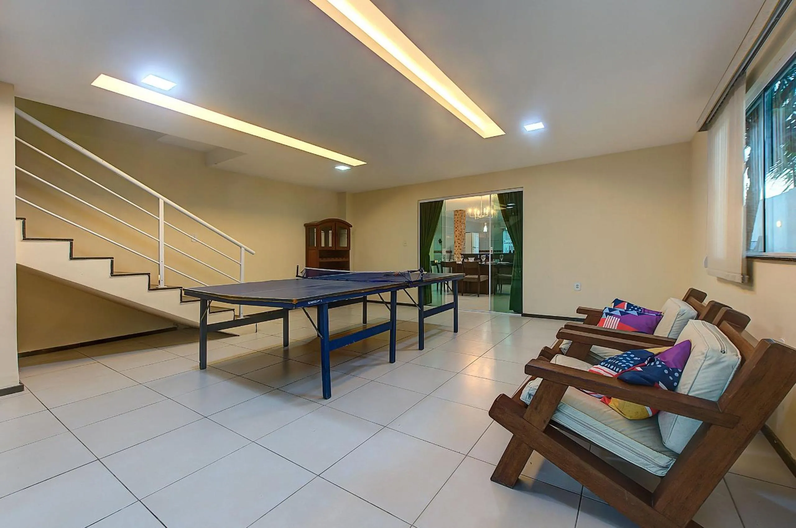 Game Room in Casa Incrível na Praia de Tabuba by Carpediem