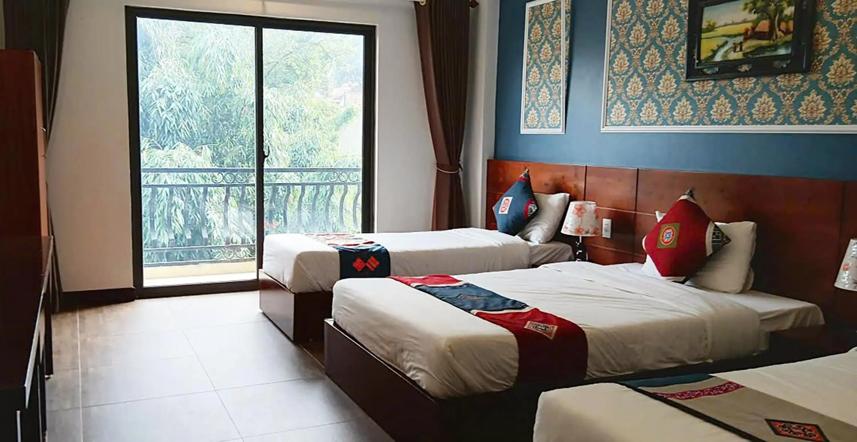 Standard Triple Room in Sunshine View Sapa Hotel Standard Triple Room in Sunshine View Sapa Hotel