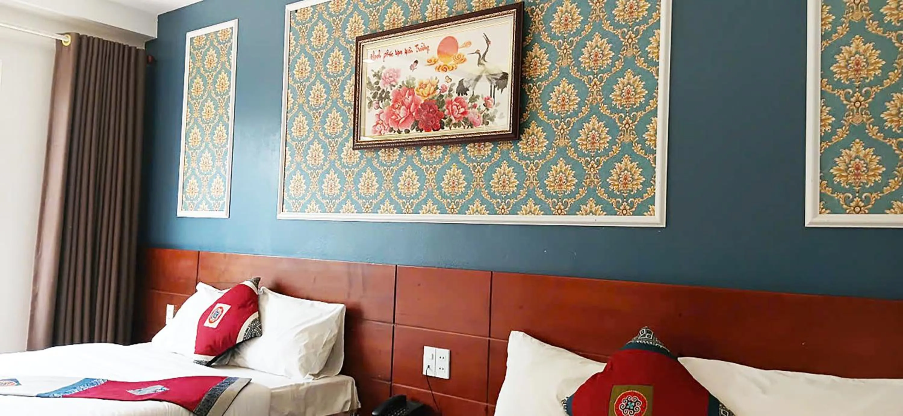 Bed in Sunshine View Sapa Hotel