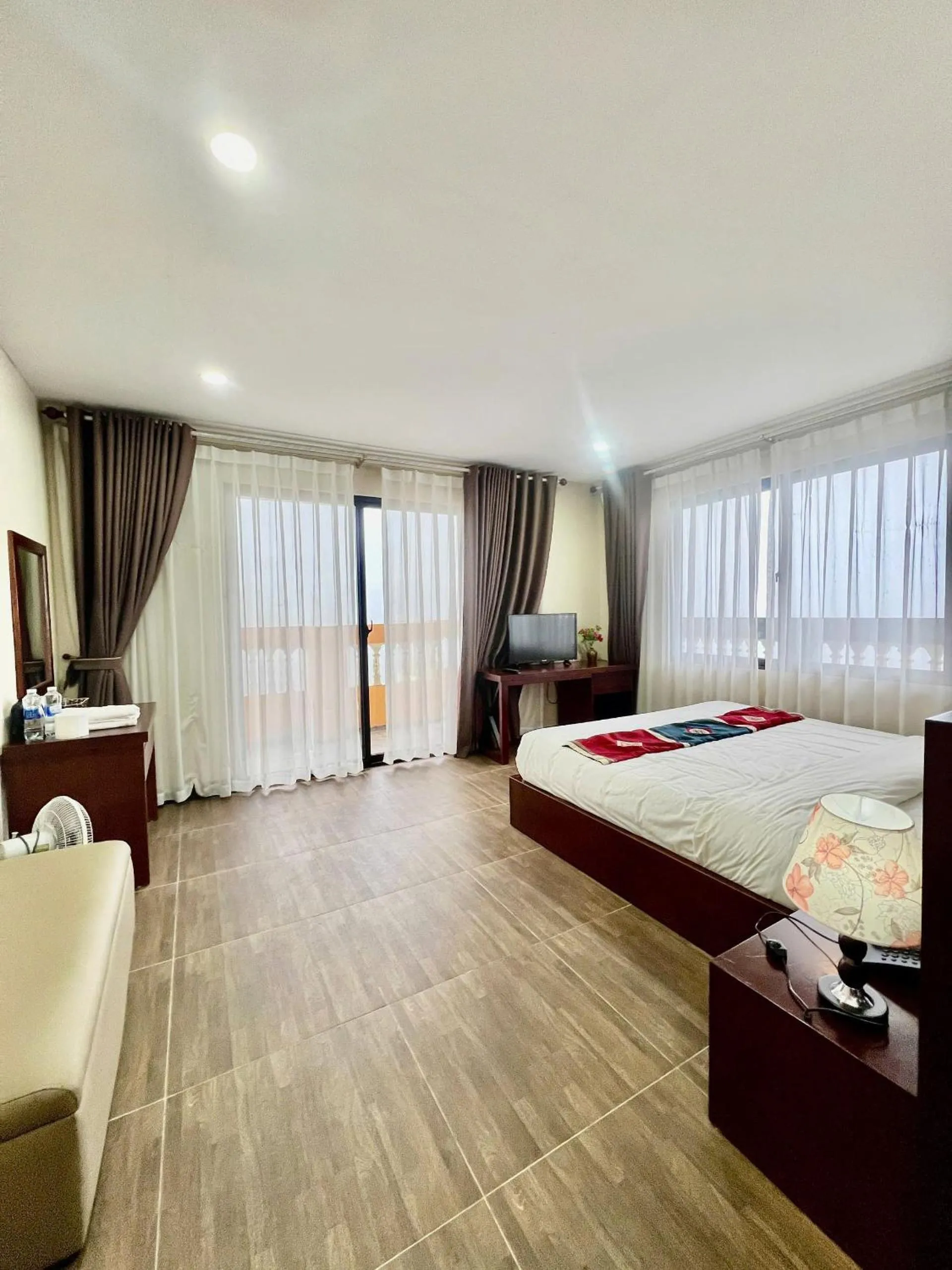 Bed in Sunshine View Sapa Hotel