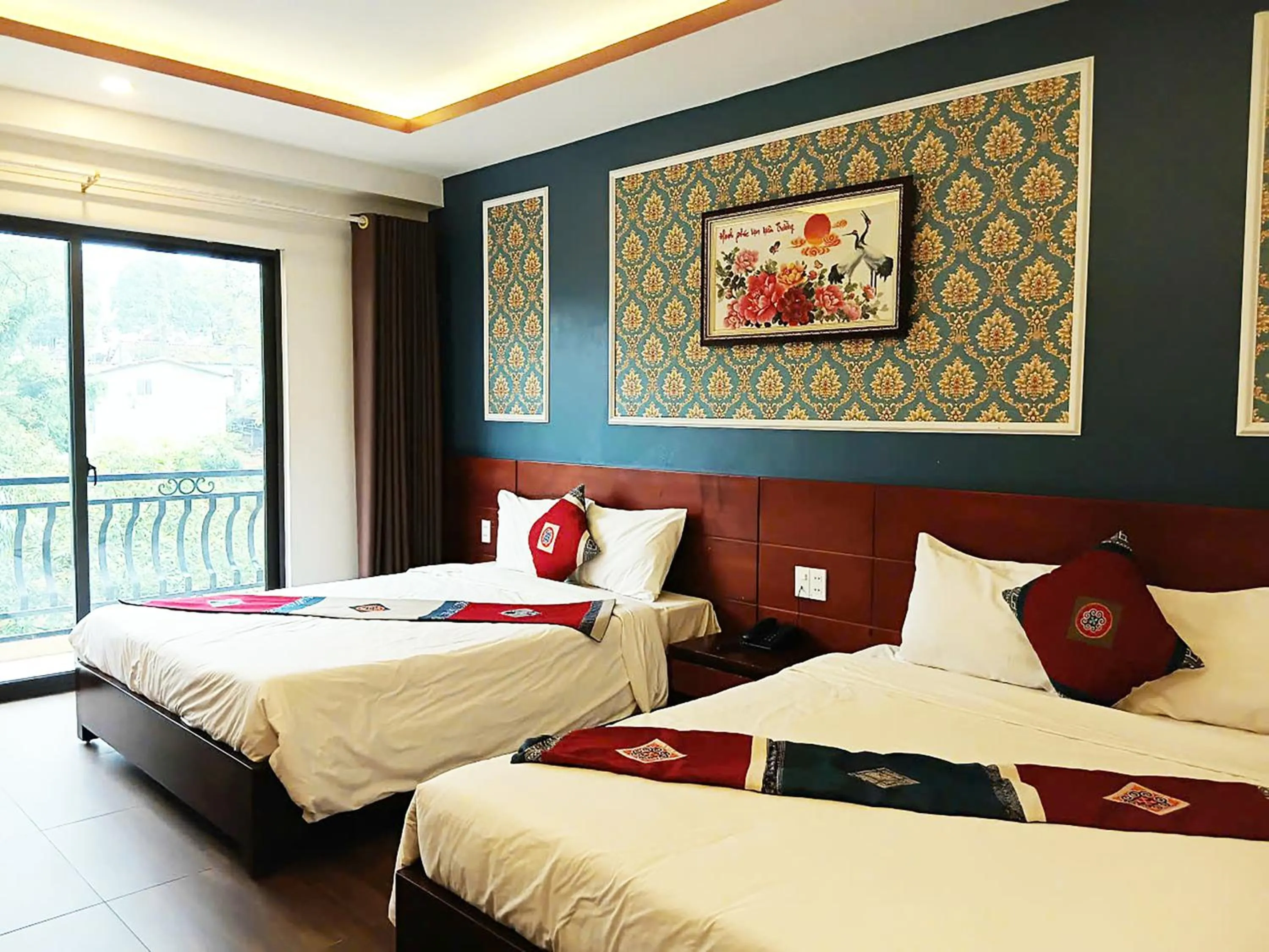Bed in Sunshine View Sapa Hotel