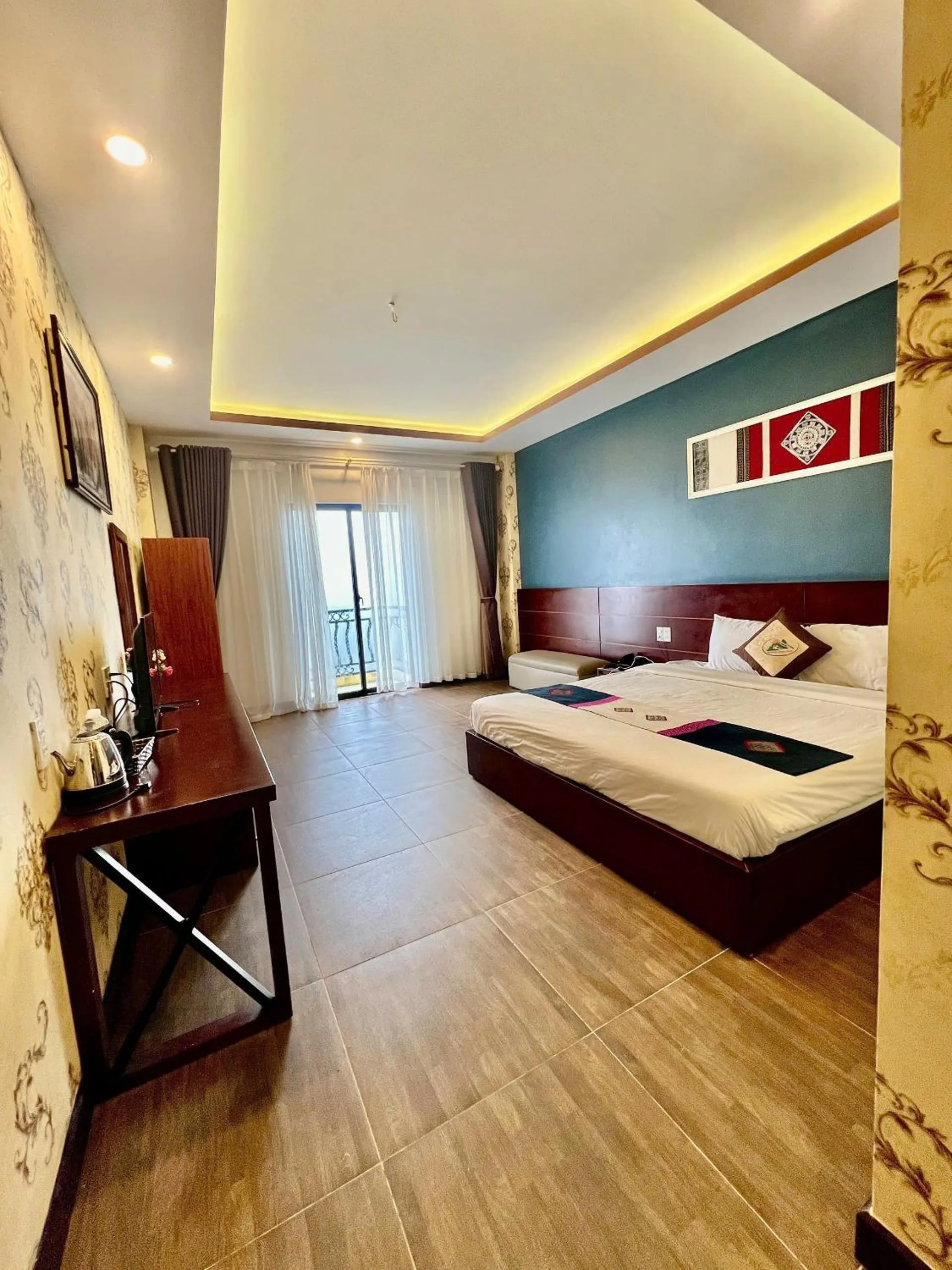 Bed in Sunshine View Sapa Hotel