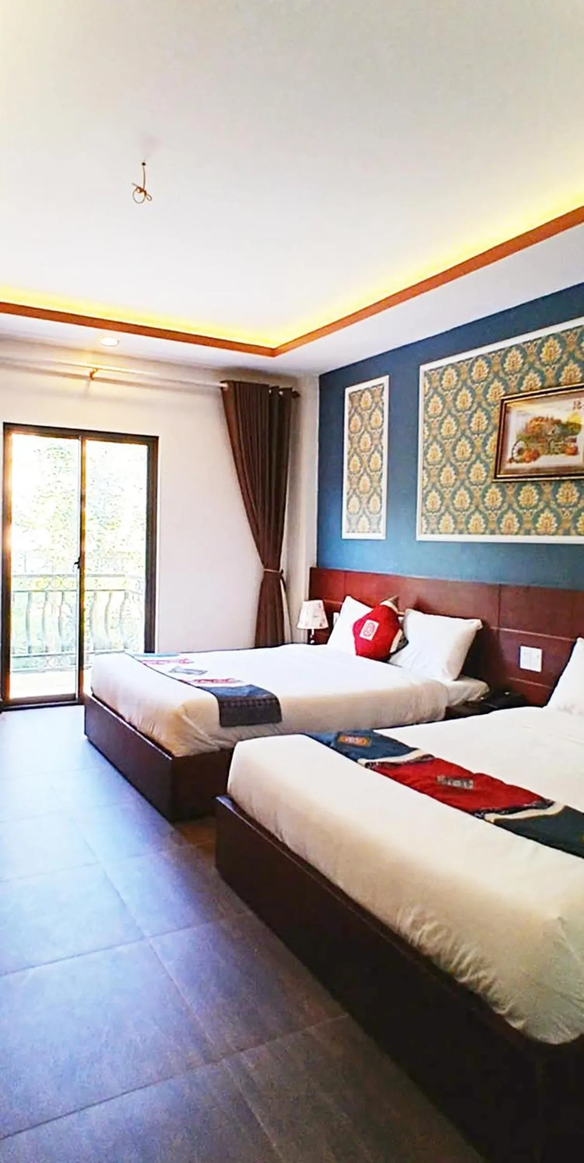 Bed in Sunshine View Sapa Hotel