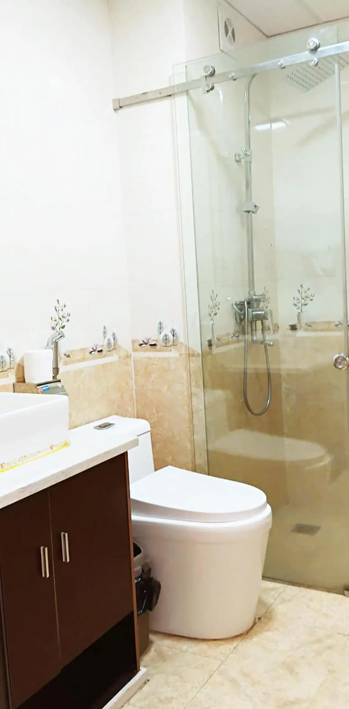 Shower in Sunshine View Sapa Hotel