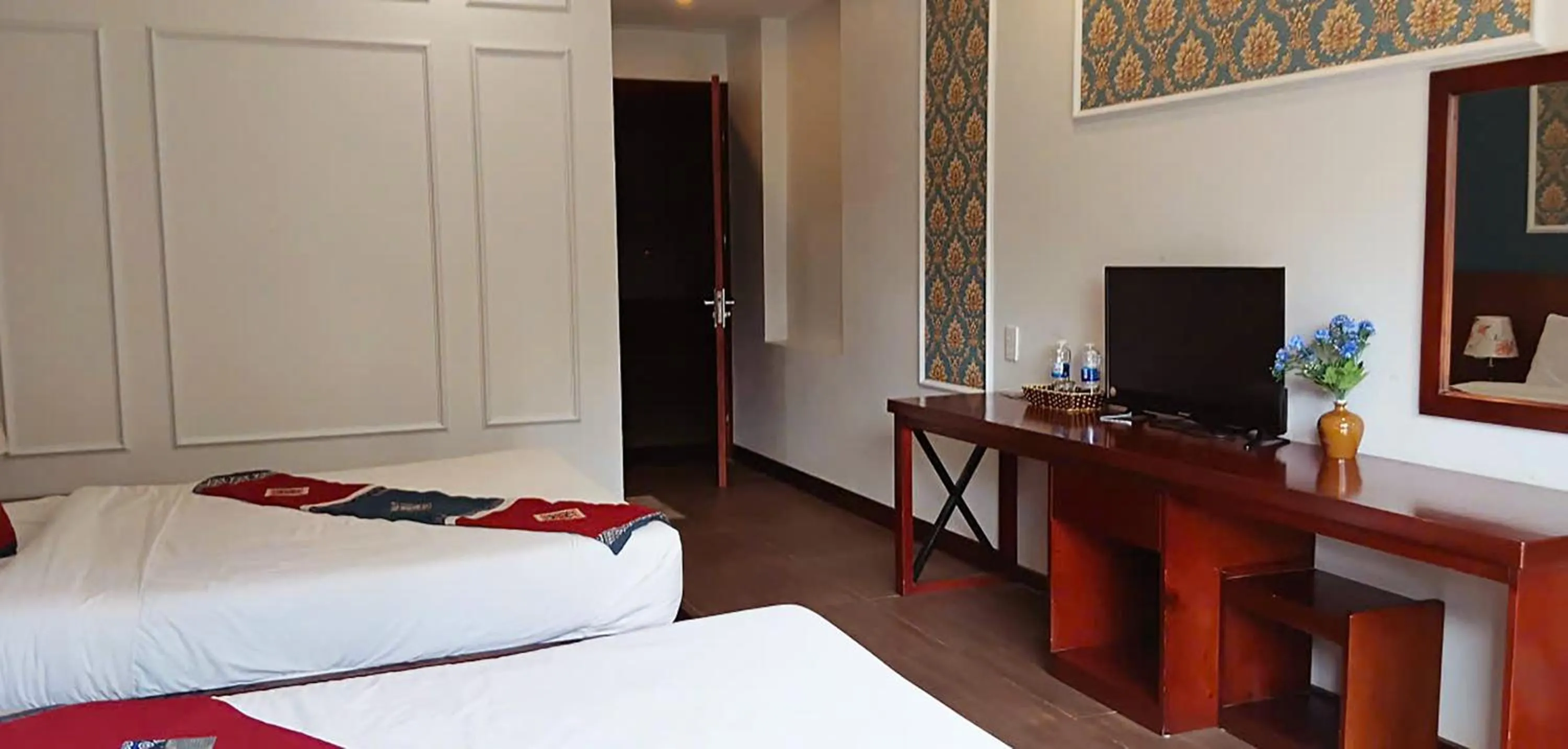 Bed in Sunshine View Sapa Hotel