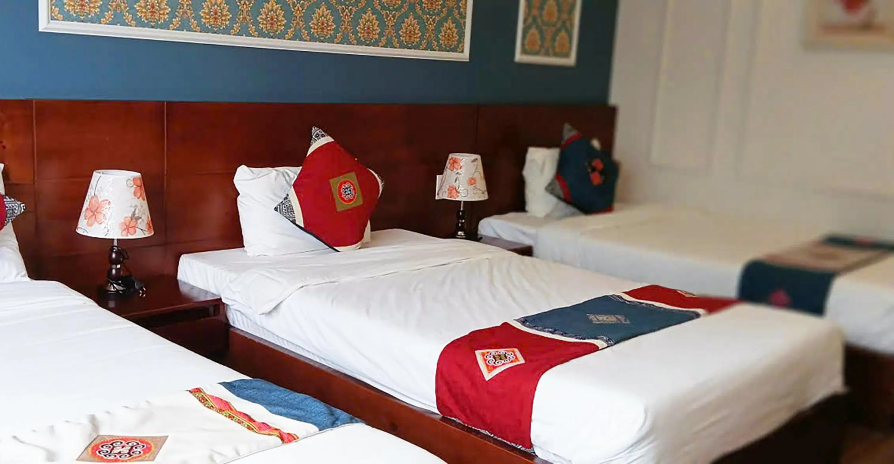 Bed in Sunshine View Sapa Hotel