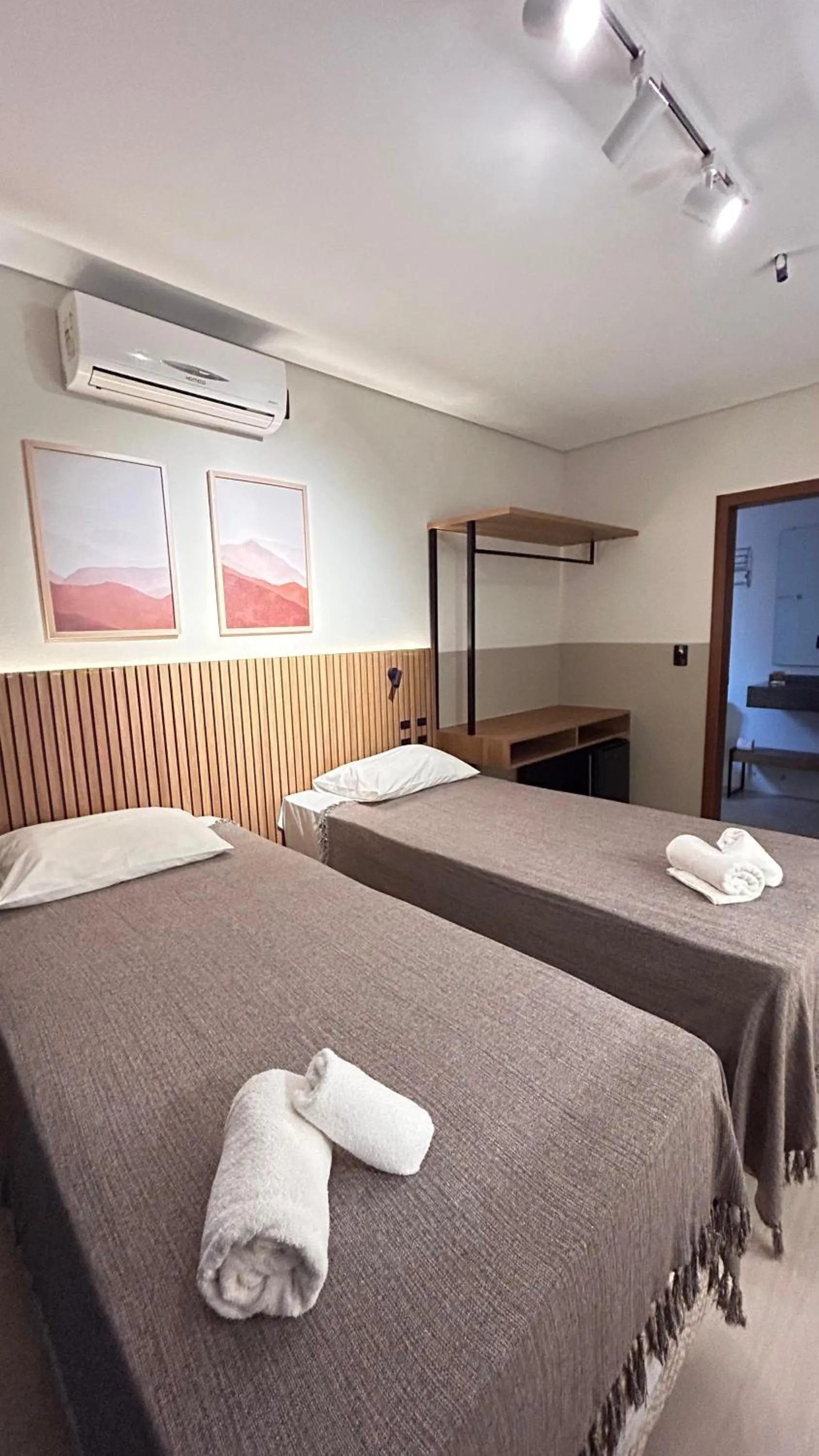 Bedroom, Bed in Hotel São Sebastião da Praia