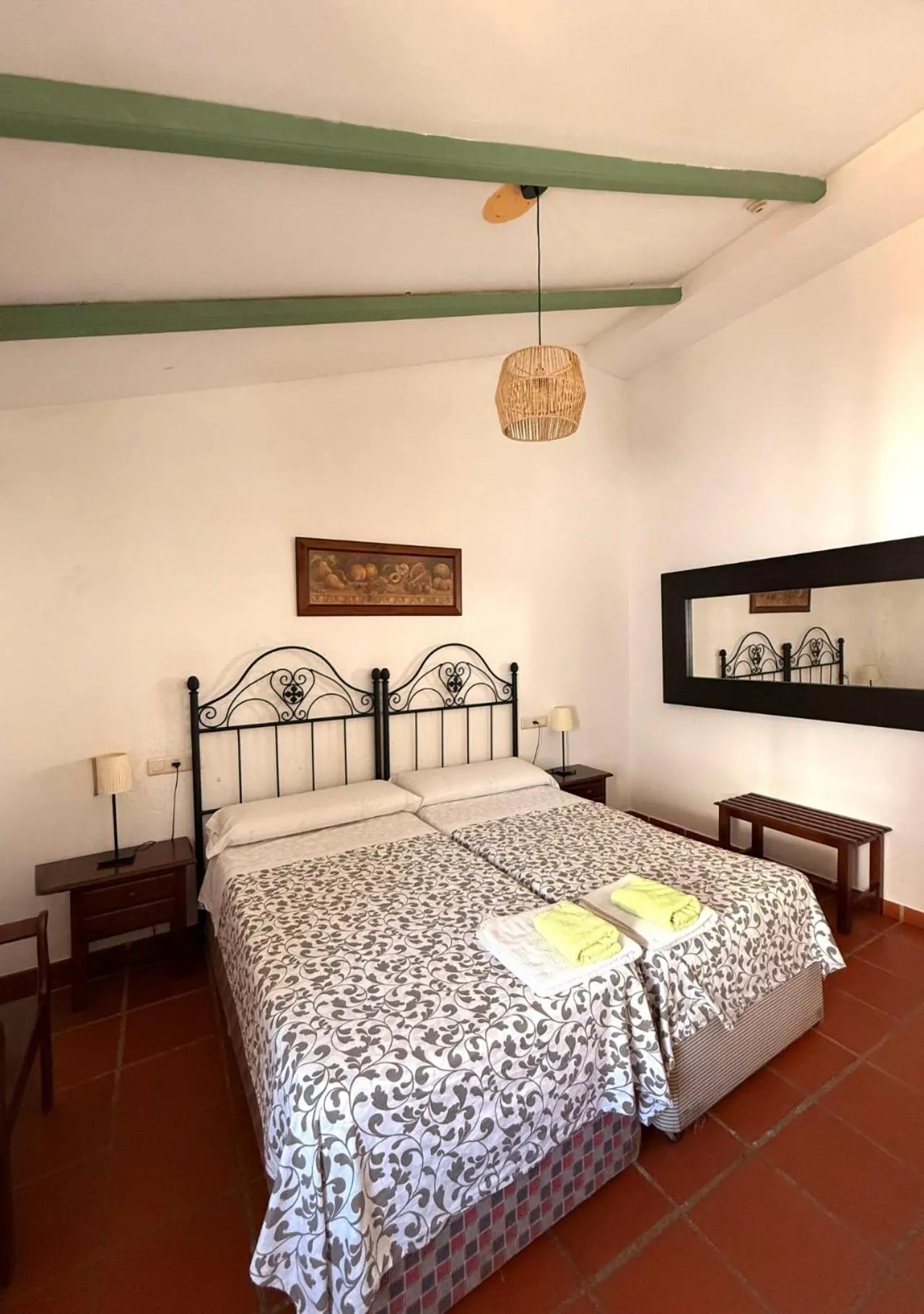 Bed in Hotel Rural Palacete de Mañara