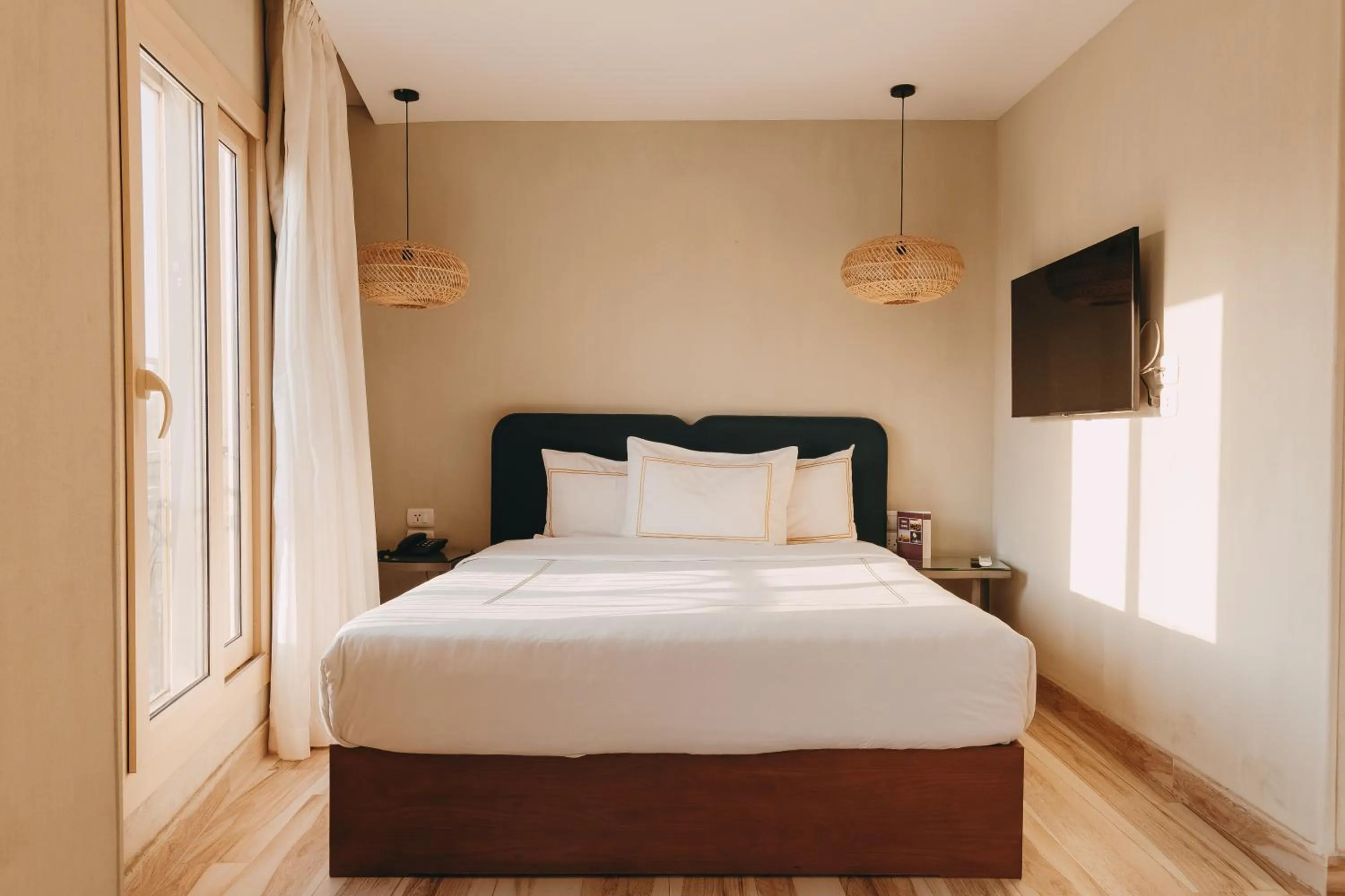 Bed in BrassAlmas Pyramids Hotel