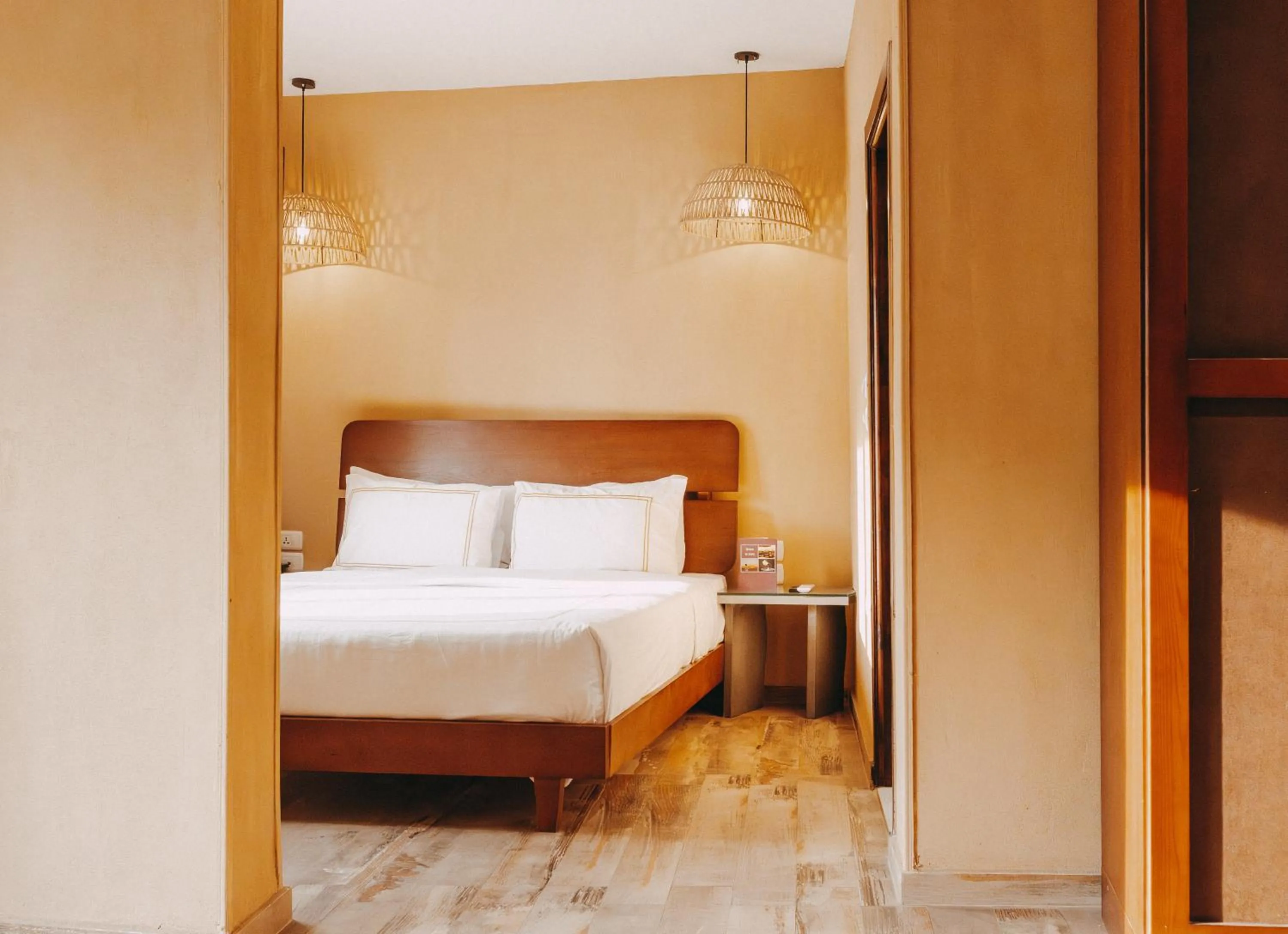 Bedroom in BrassAlmas Pyramids Hotel