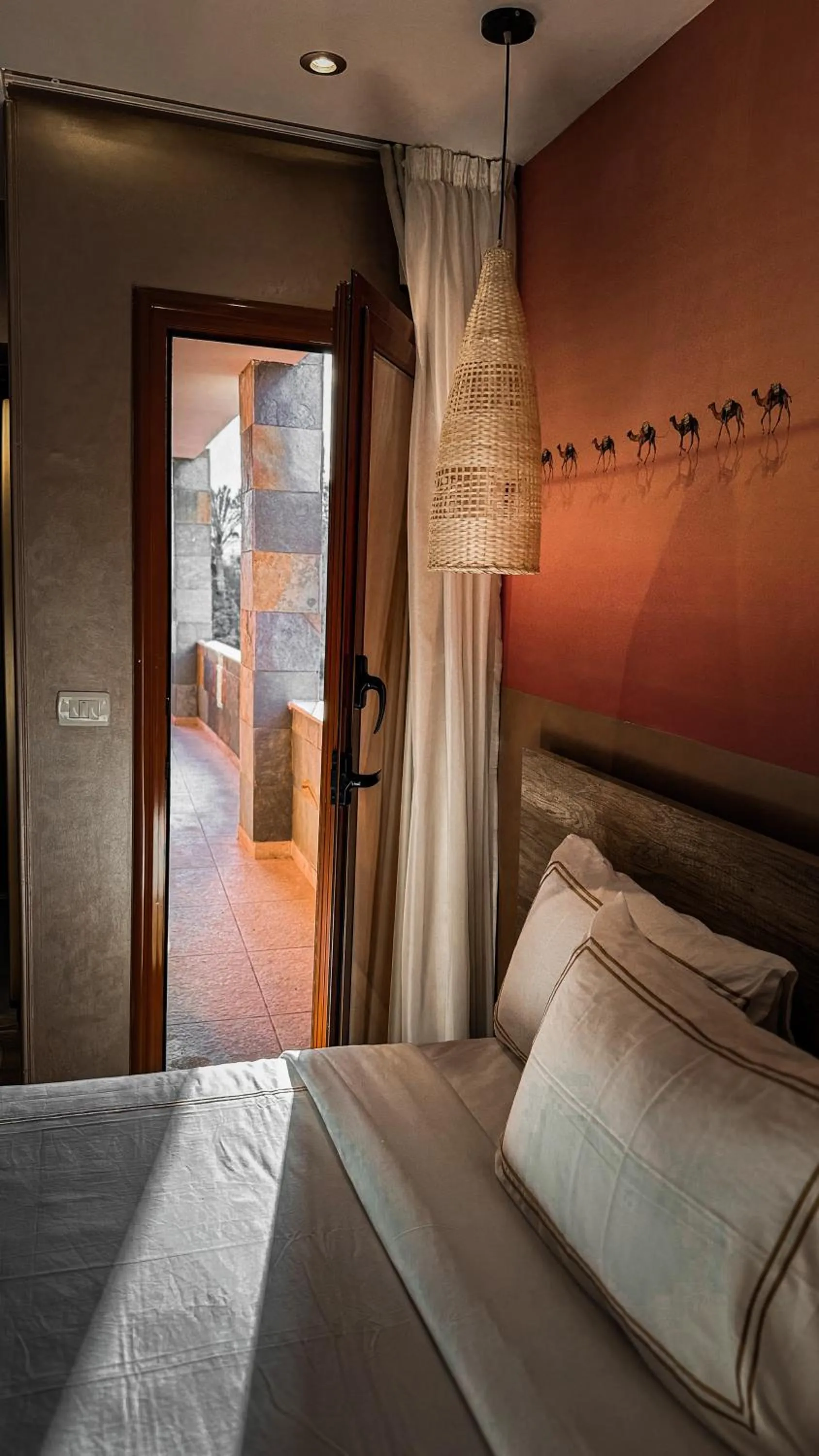 Bedroom in BrassAlmas Pyramids Hotel