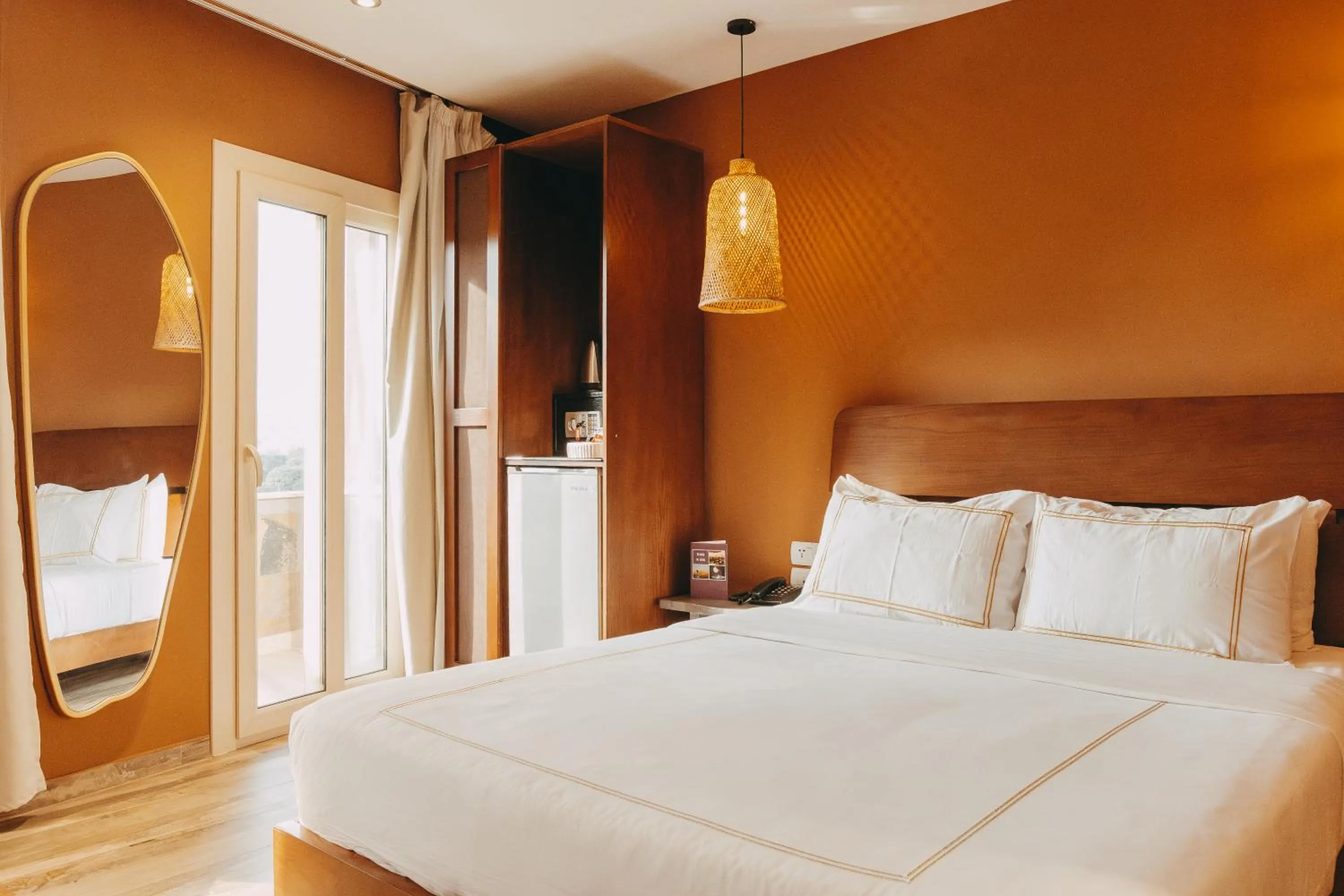 Bed in BrassAlmas Pyramids Hotel