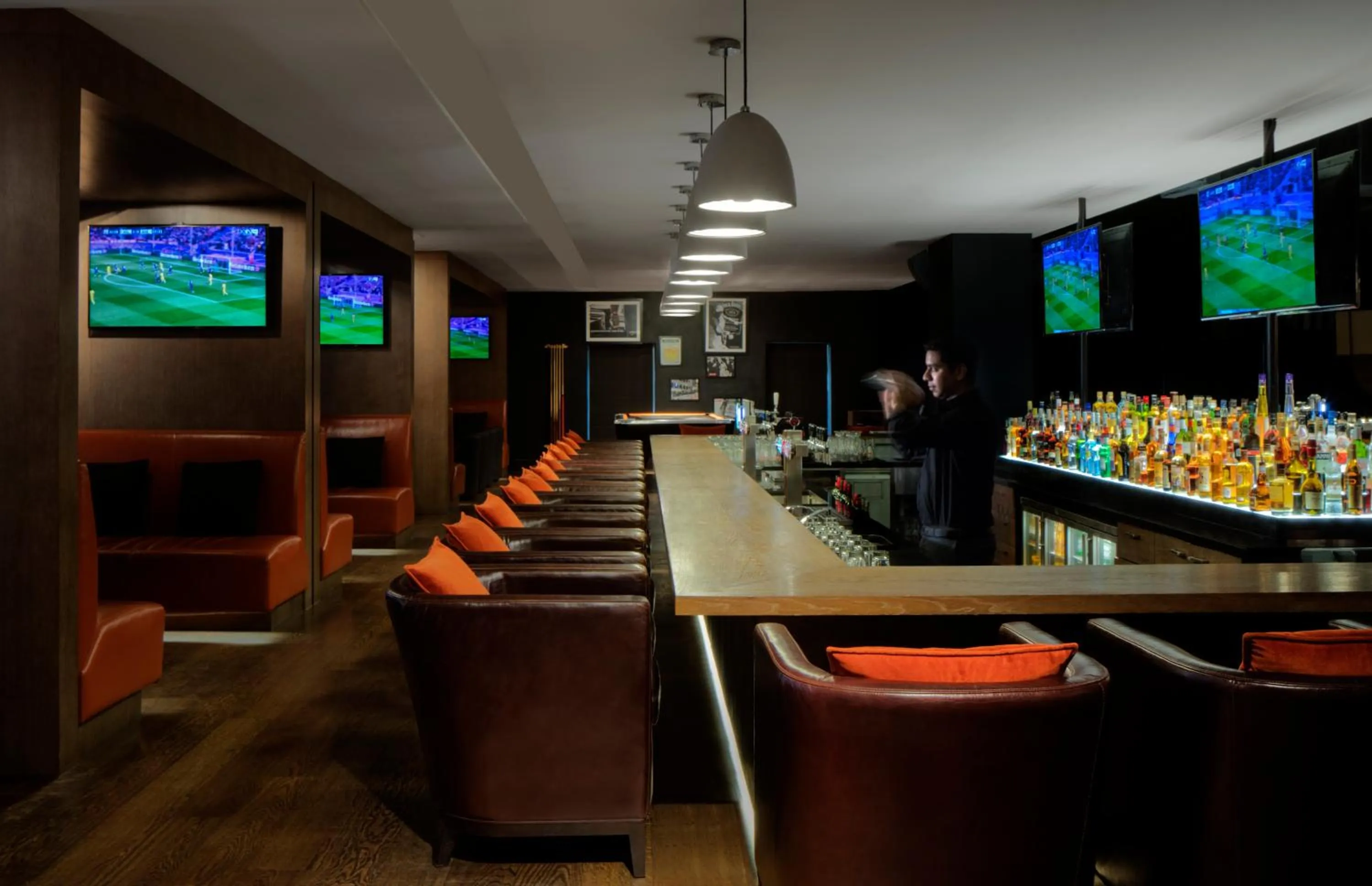 Restaurant/places to eat in Pullman Dubai Creek City Centre Residences