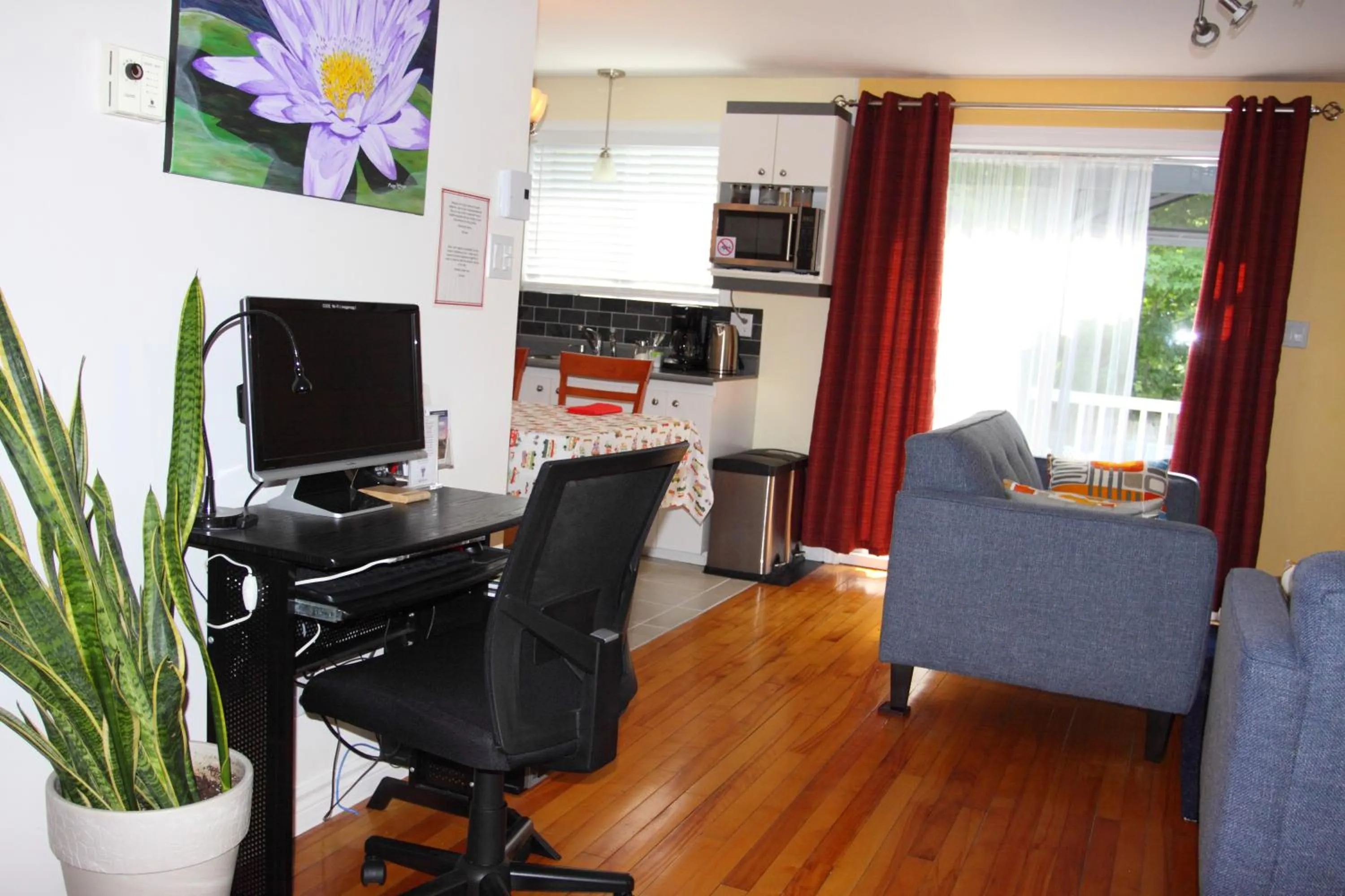 Communal lounge/ TV room in Gite Confort