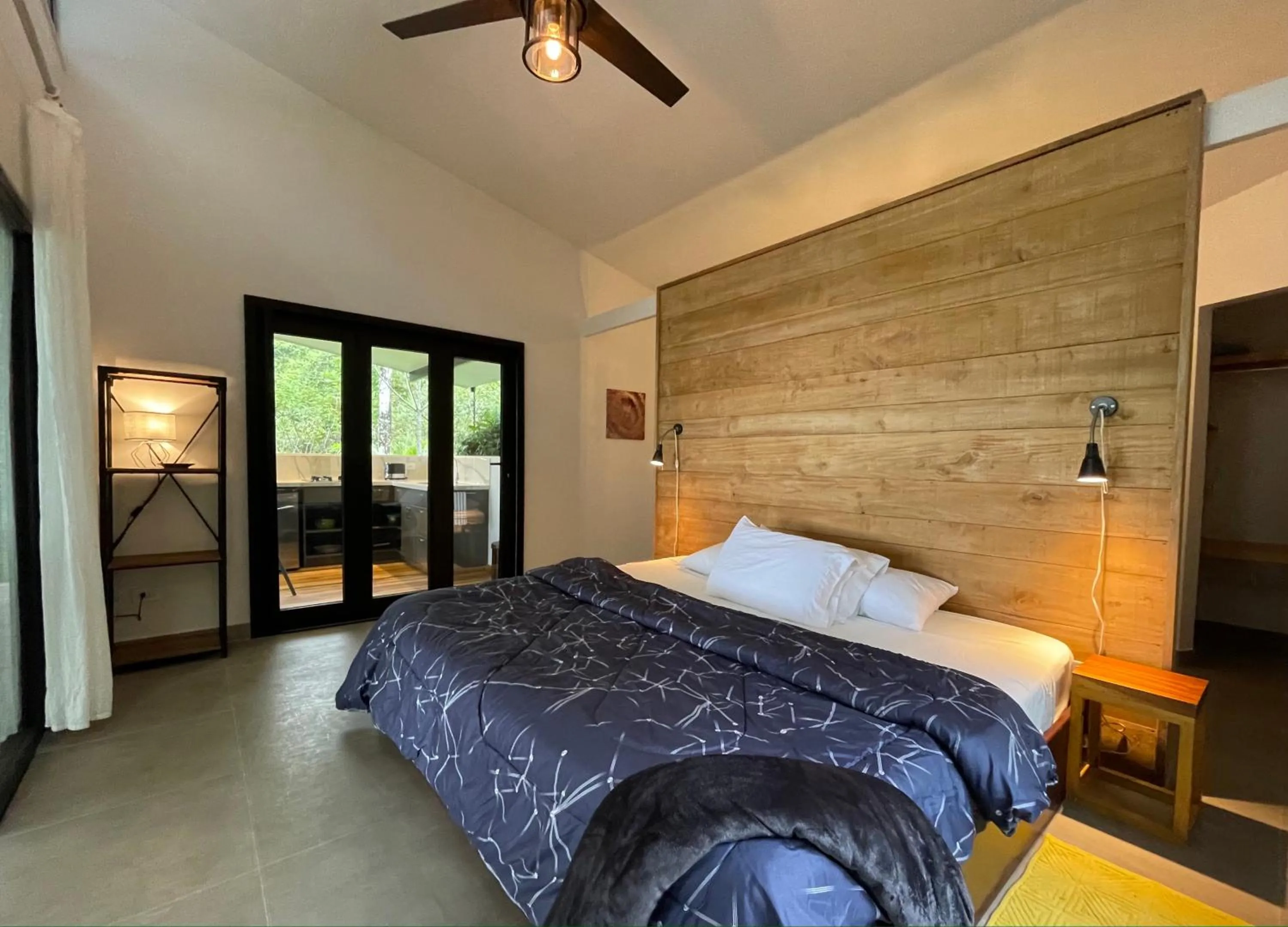 Tree of Life Cabinas