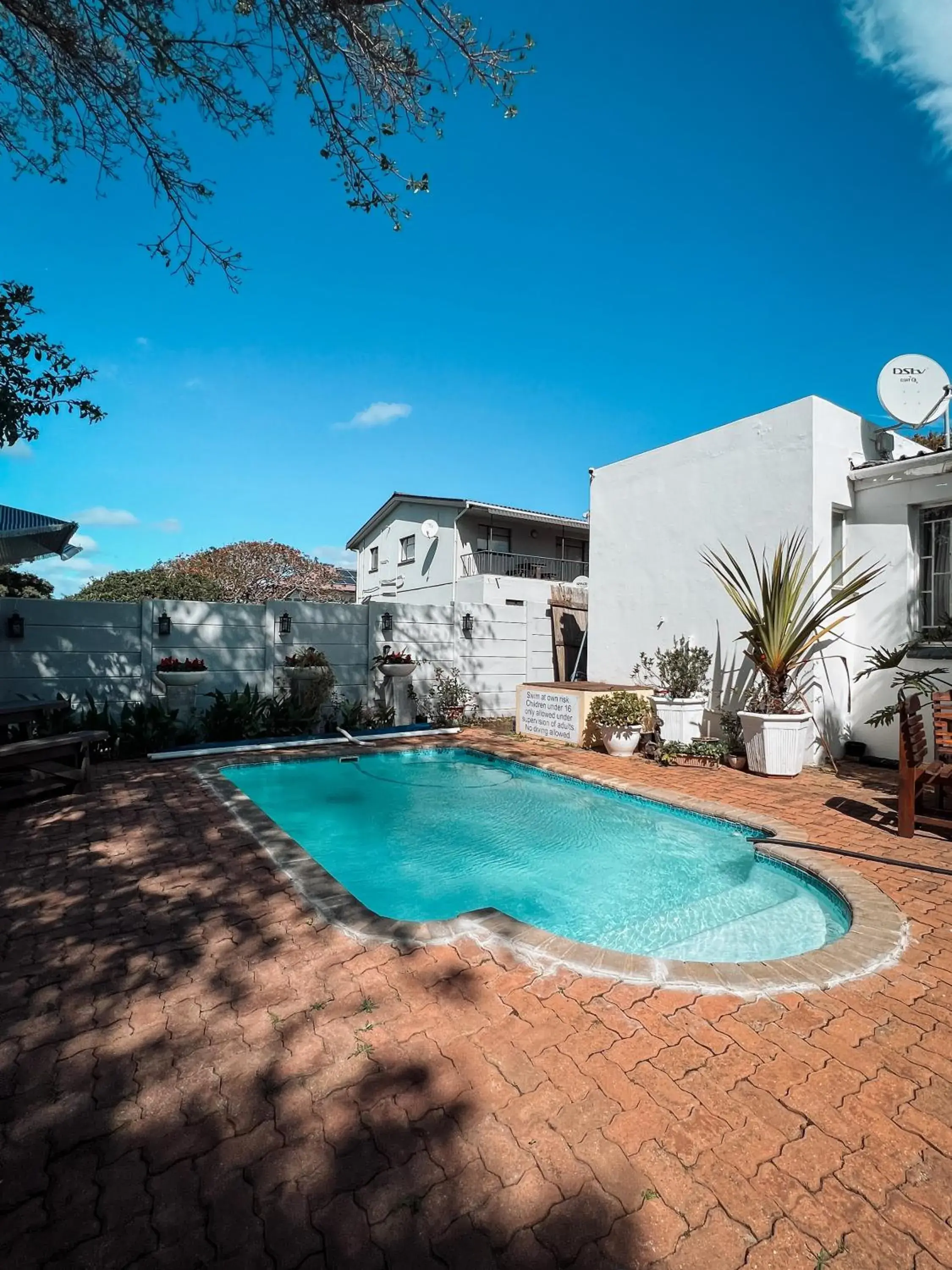 Aquarius Bed and Breakfast Aquarius Bed and Breakfast