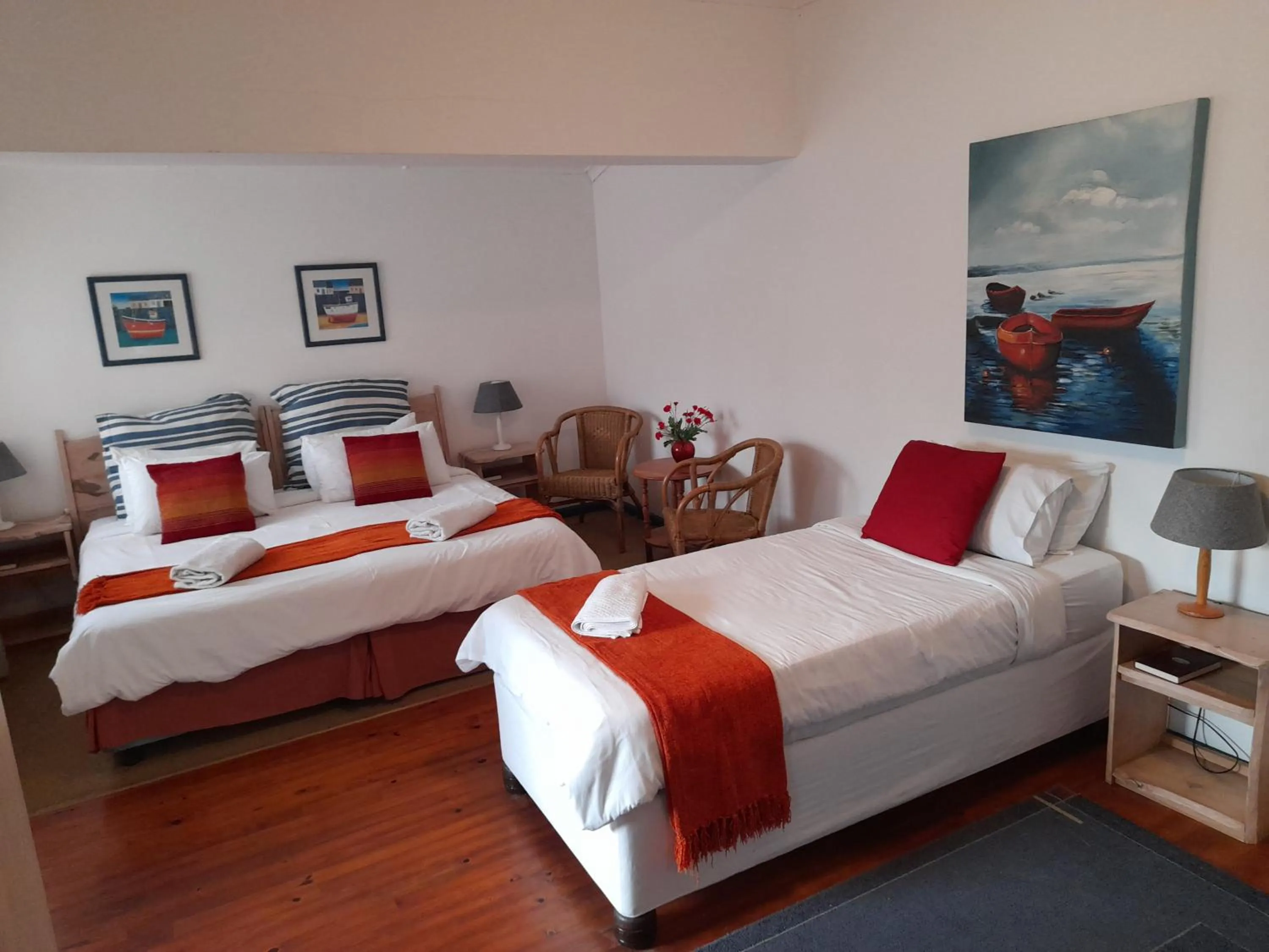 Bed in Aquarius Bed and Breakfast