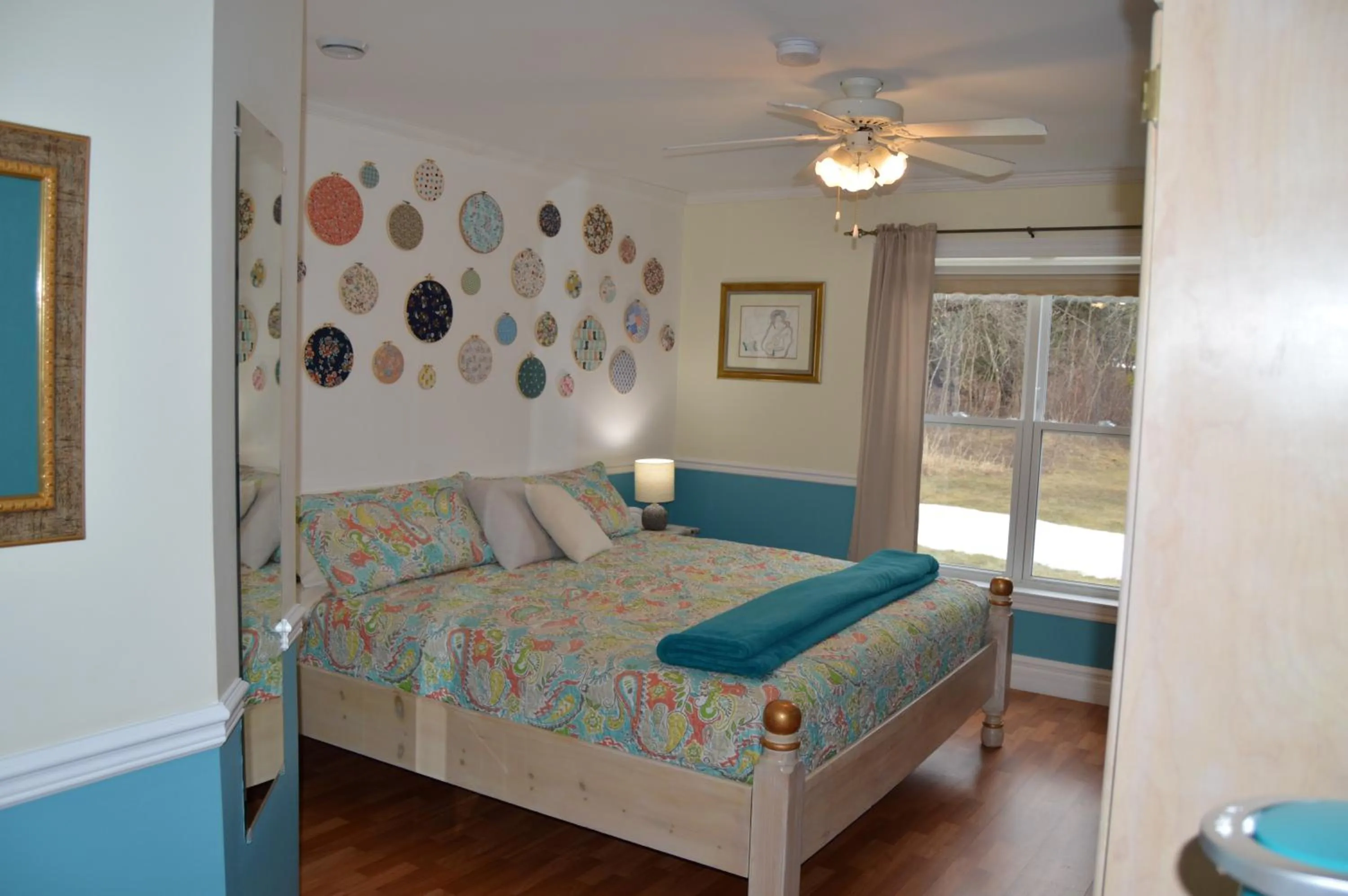 Bed in The Parrsboro Mansion Inn