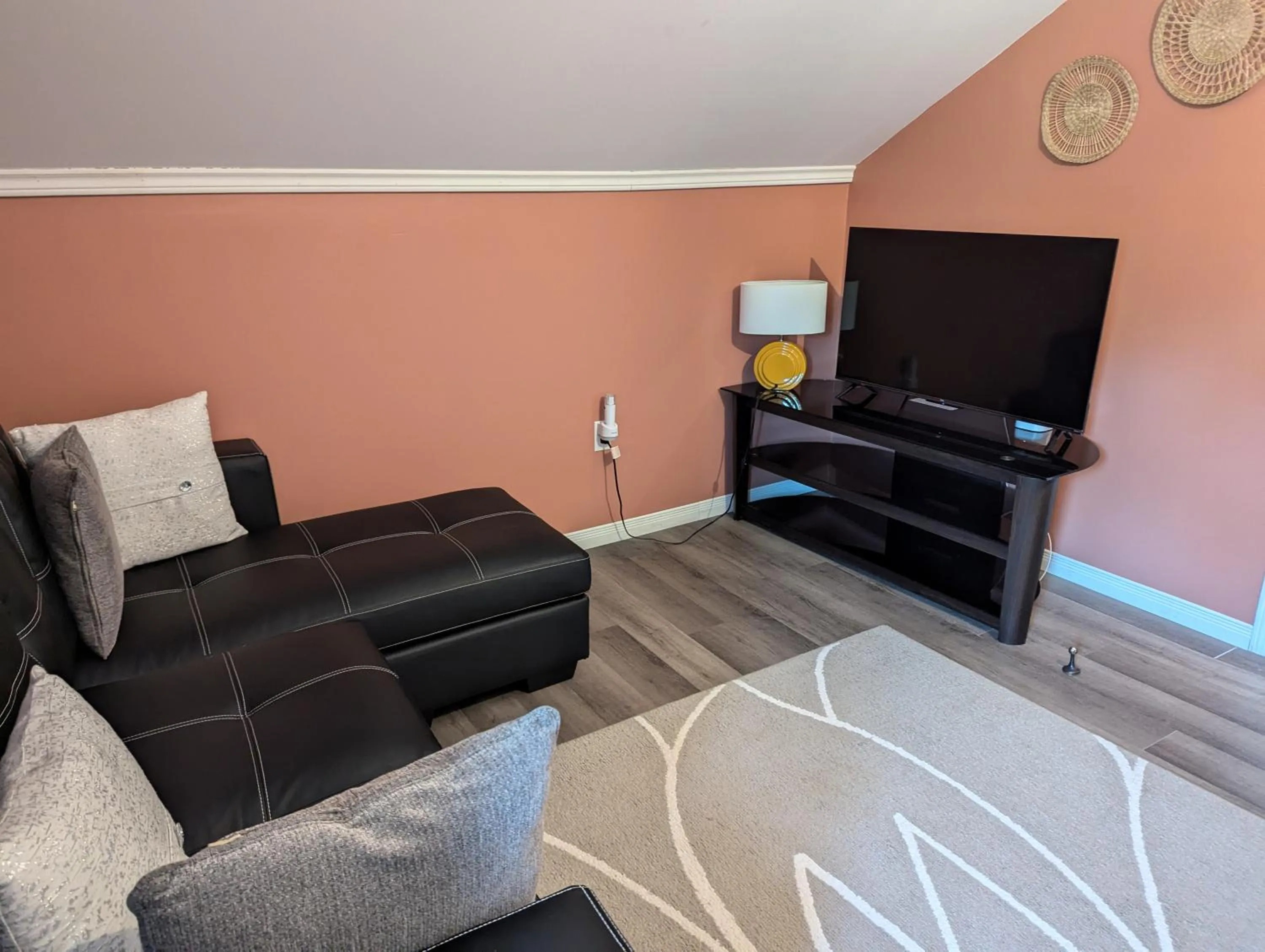 Seating area in The Parrsboro Mansion Inn