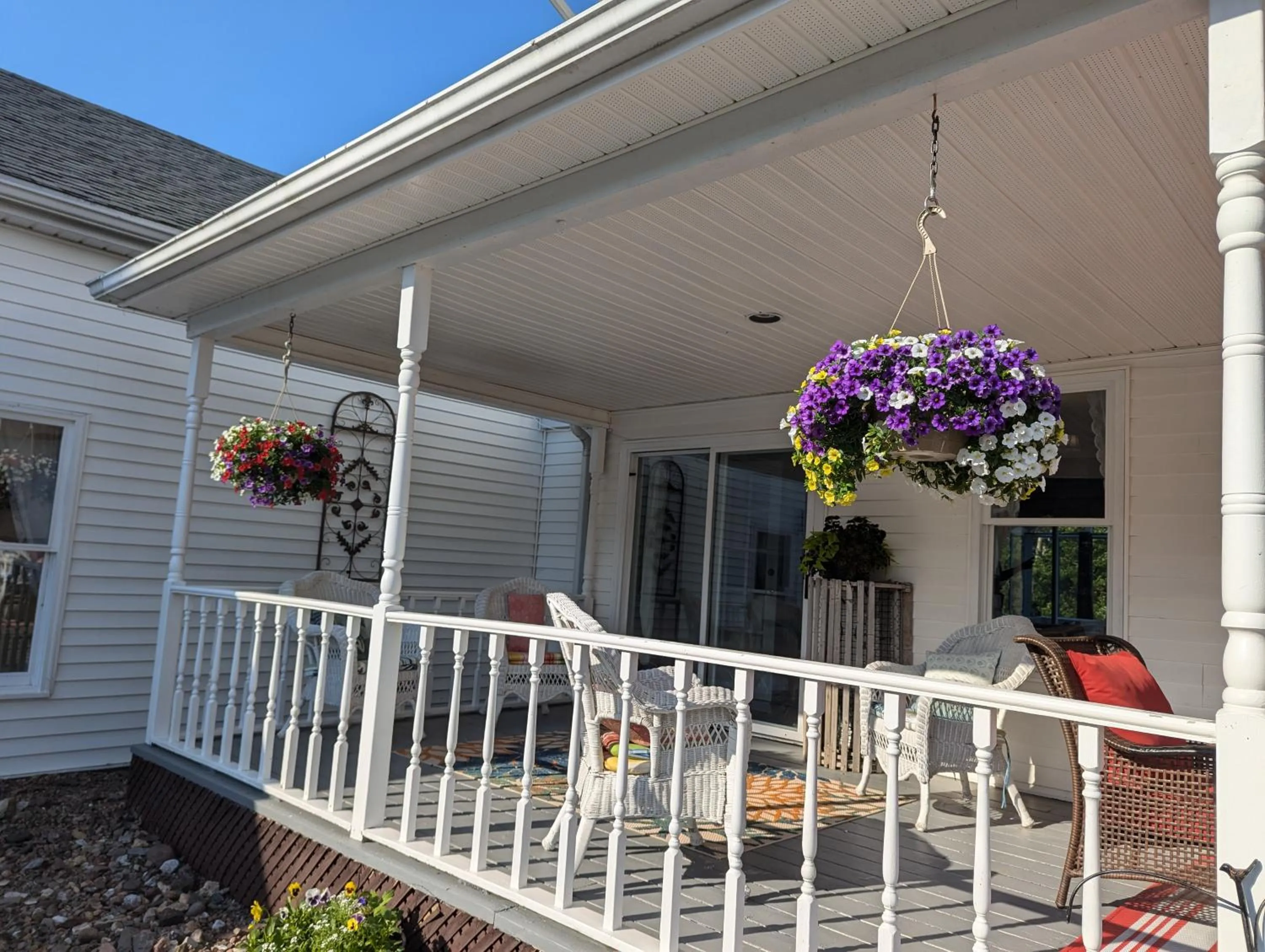 Property building in The Parrsboro Mansion Inn