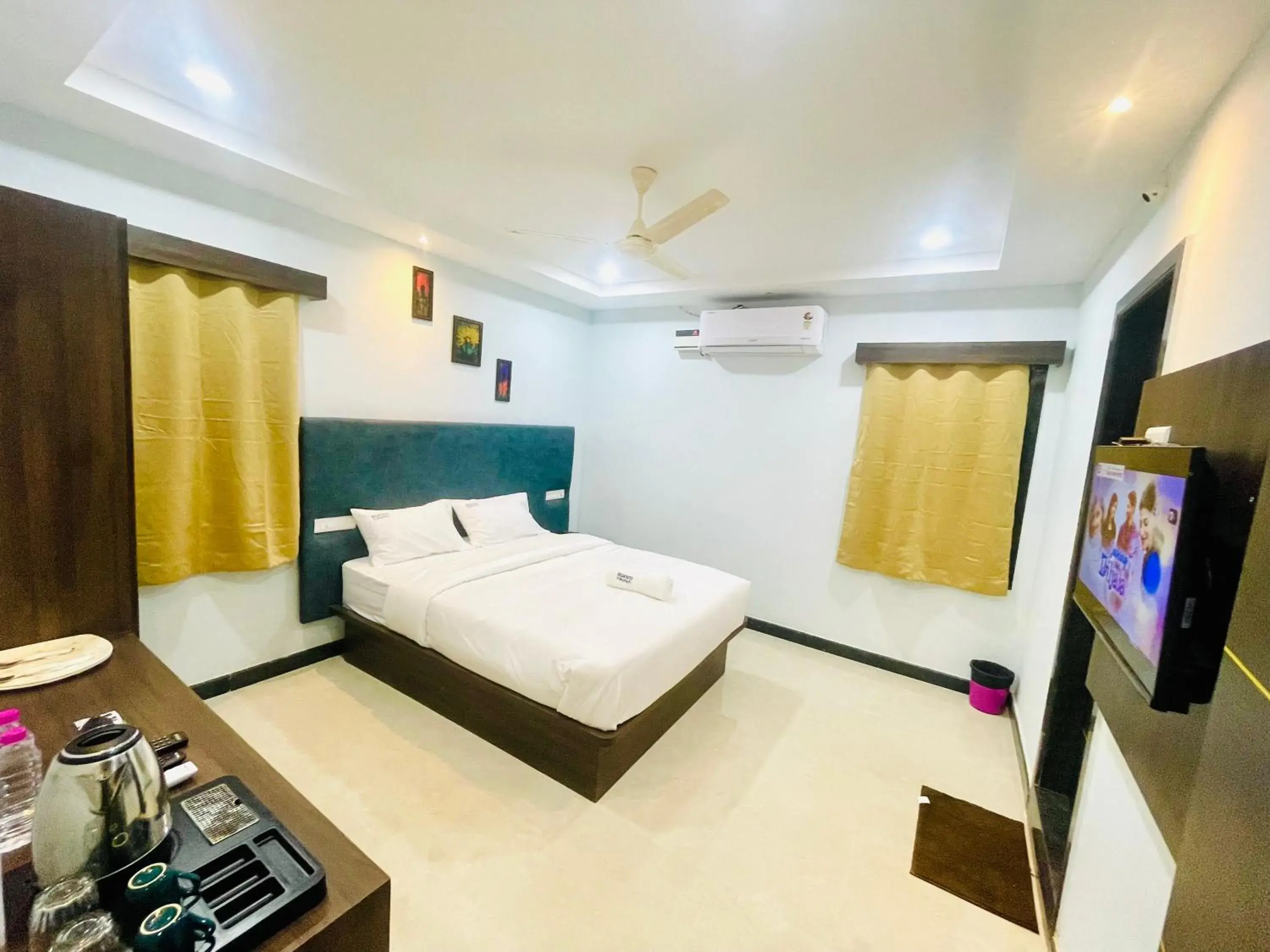 Bed in Deccan Suites, Tirupati Bed in Deccan Suites, Tirupati