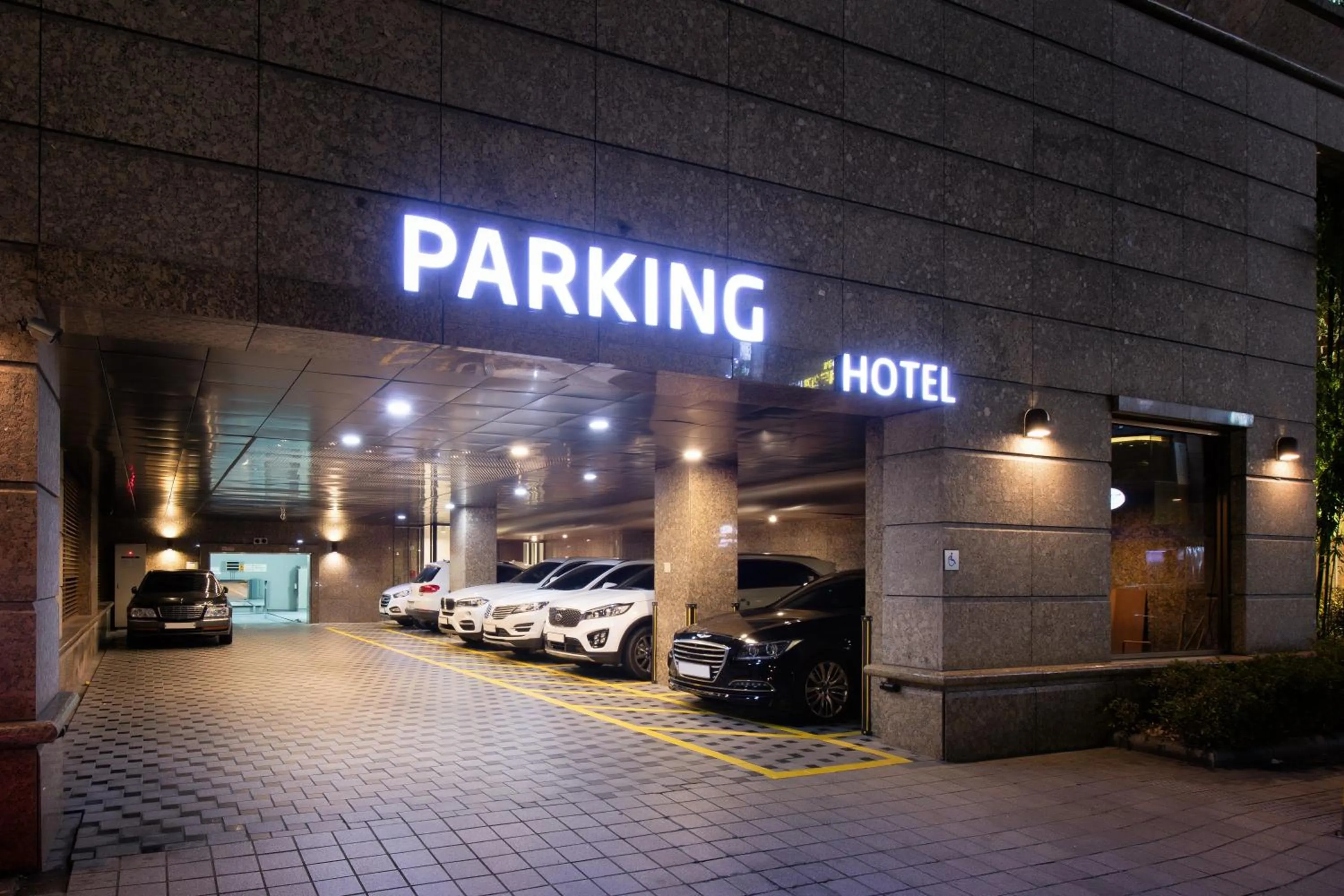 Parking in SR Suites Pangyo