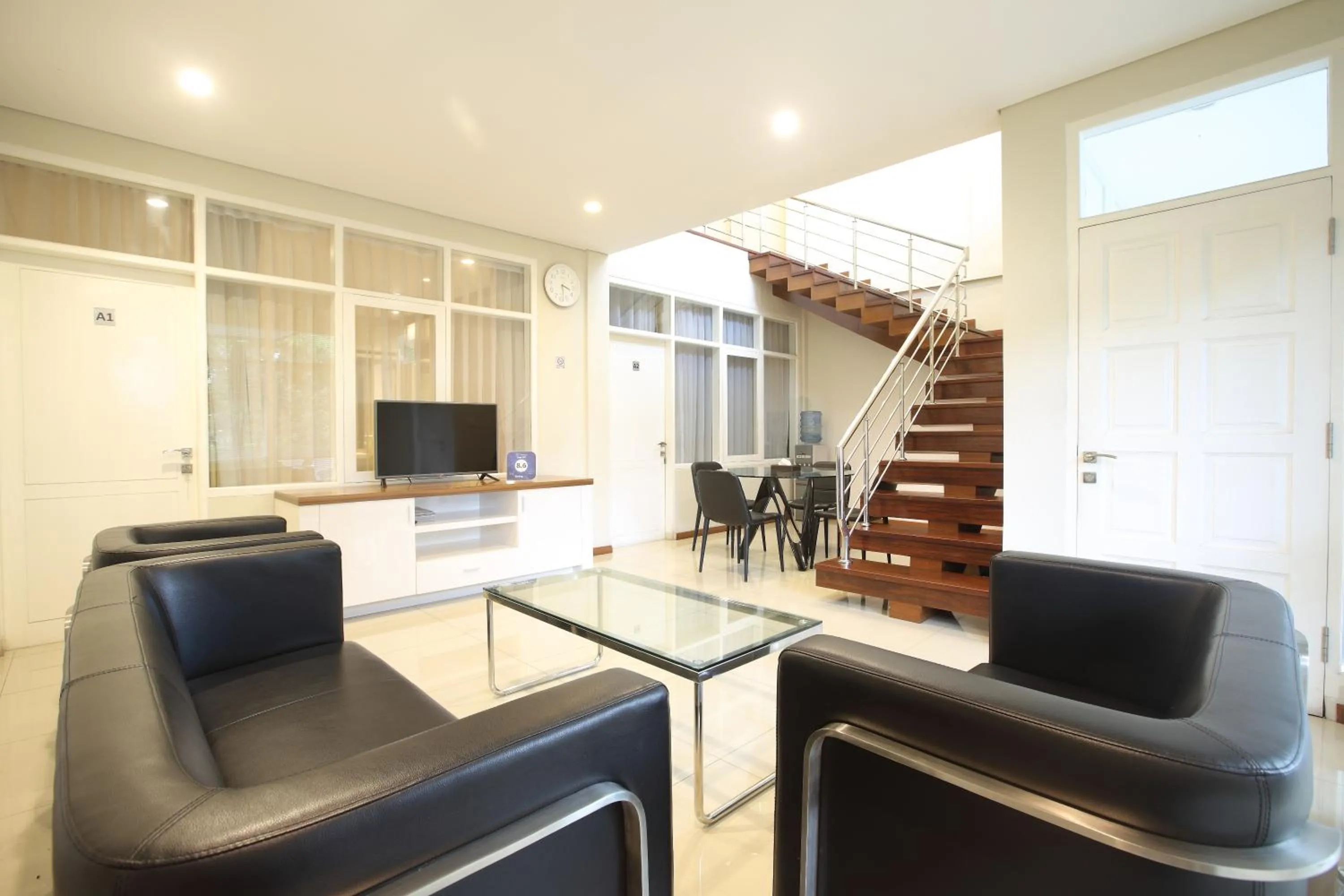 Communal lounge/ TV room in Dago 207