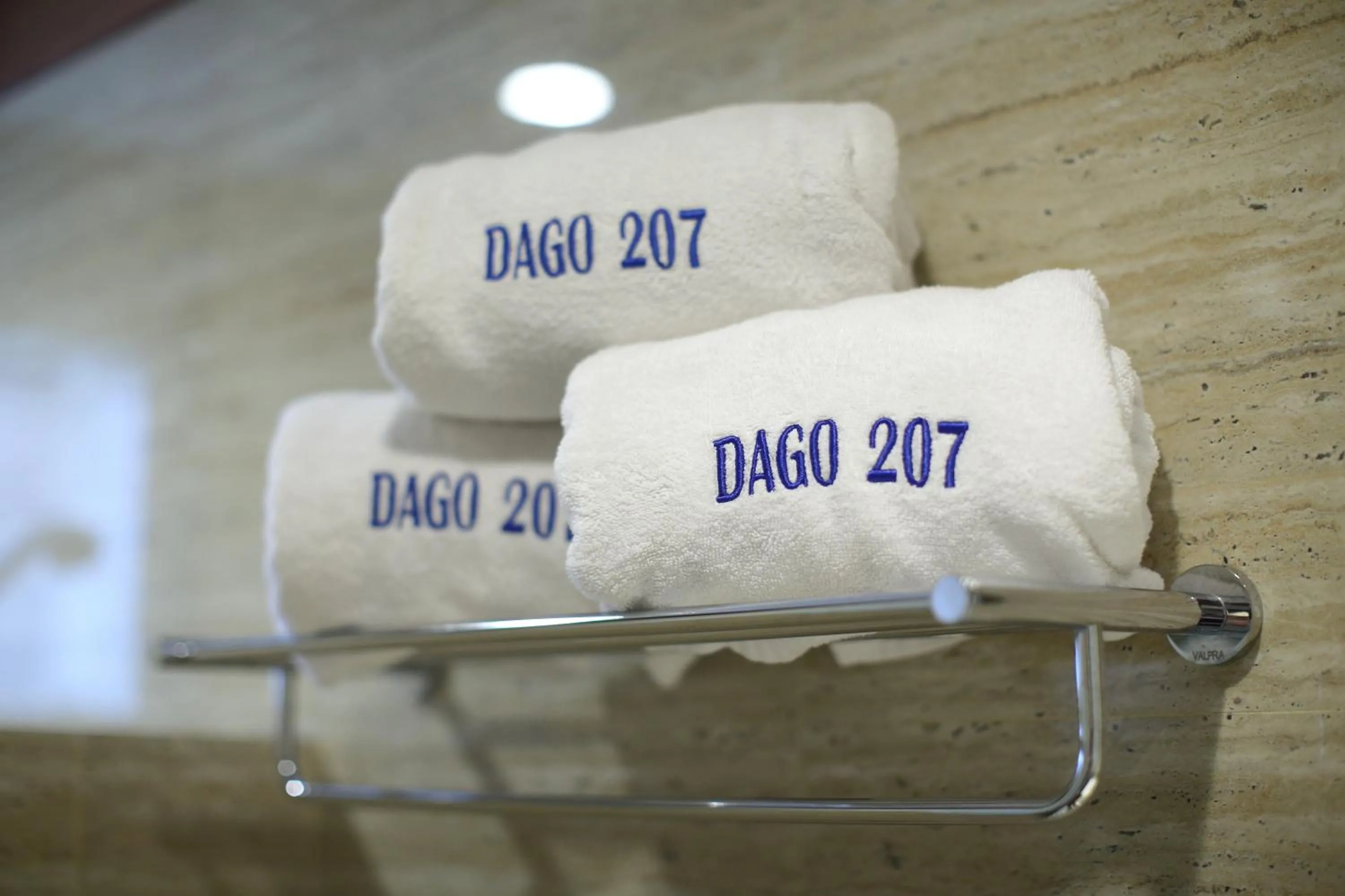 Property logo or sign in Dago 207