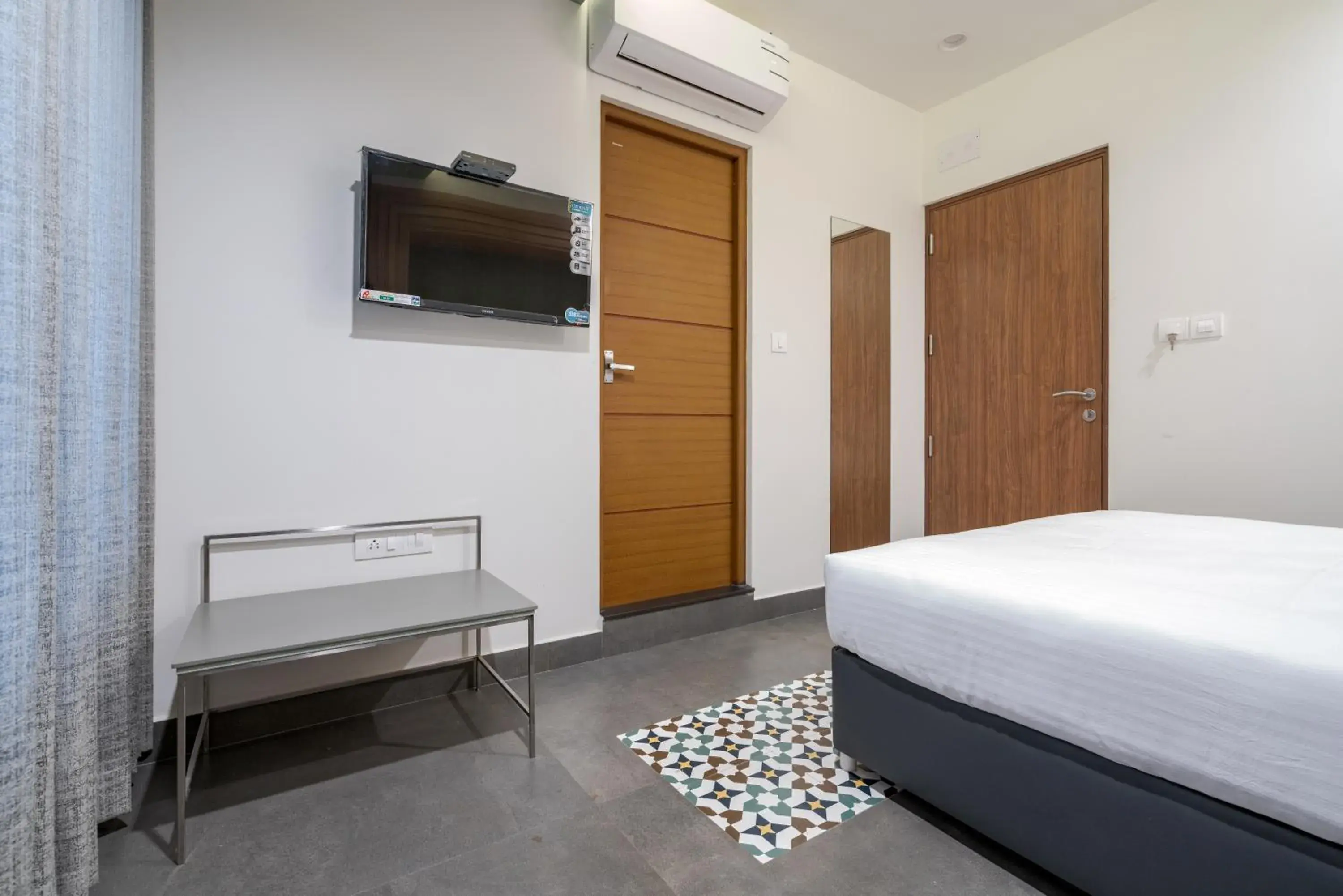 Bed in ARYAAS REGENT Bed in ARYAAS REGENT