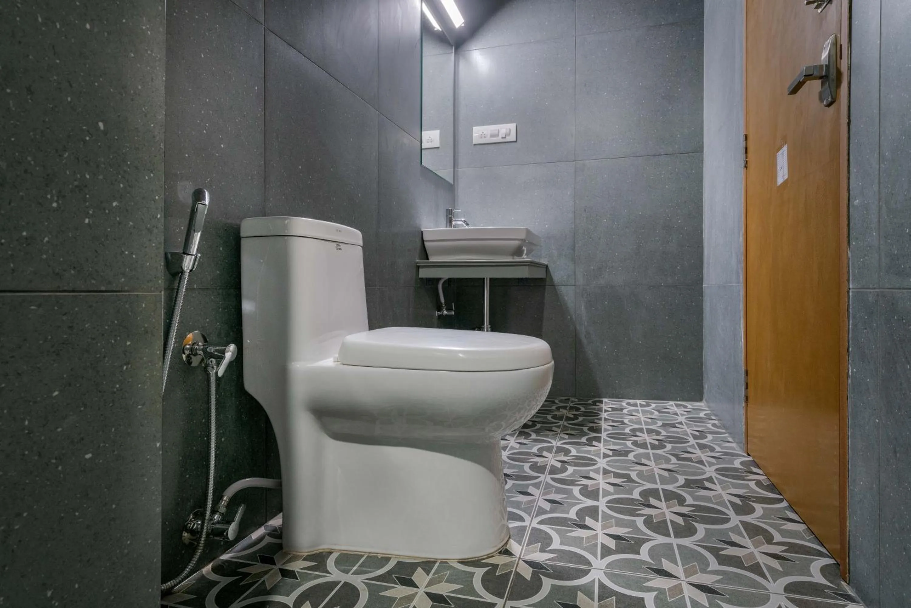 Toilet in ARYAAS REGENT