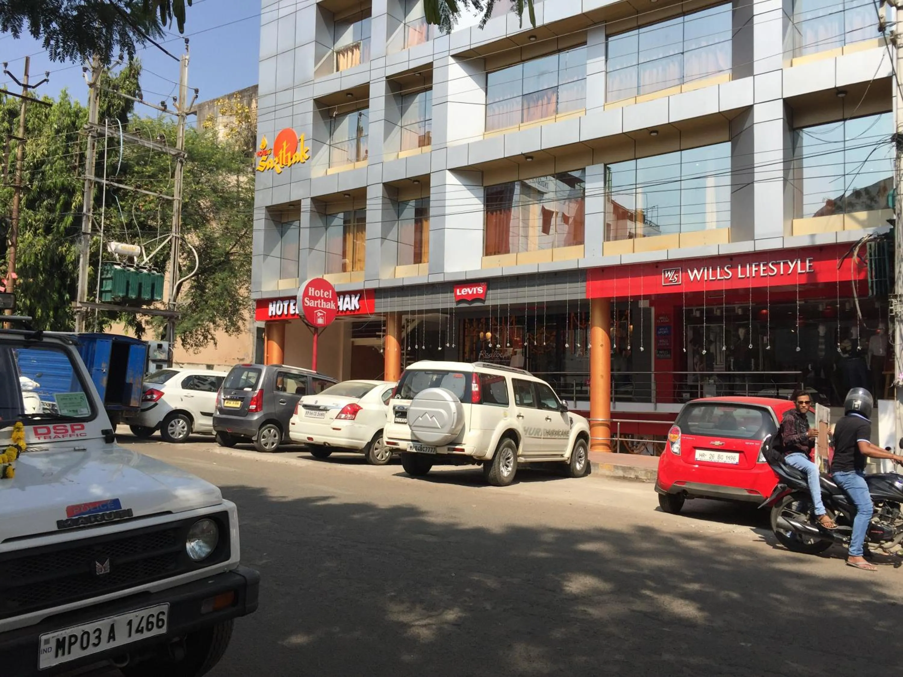 Facade/entrance in Hotel Sarthak