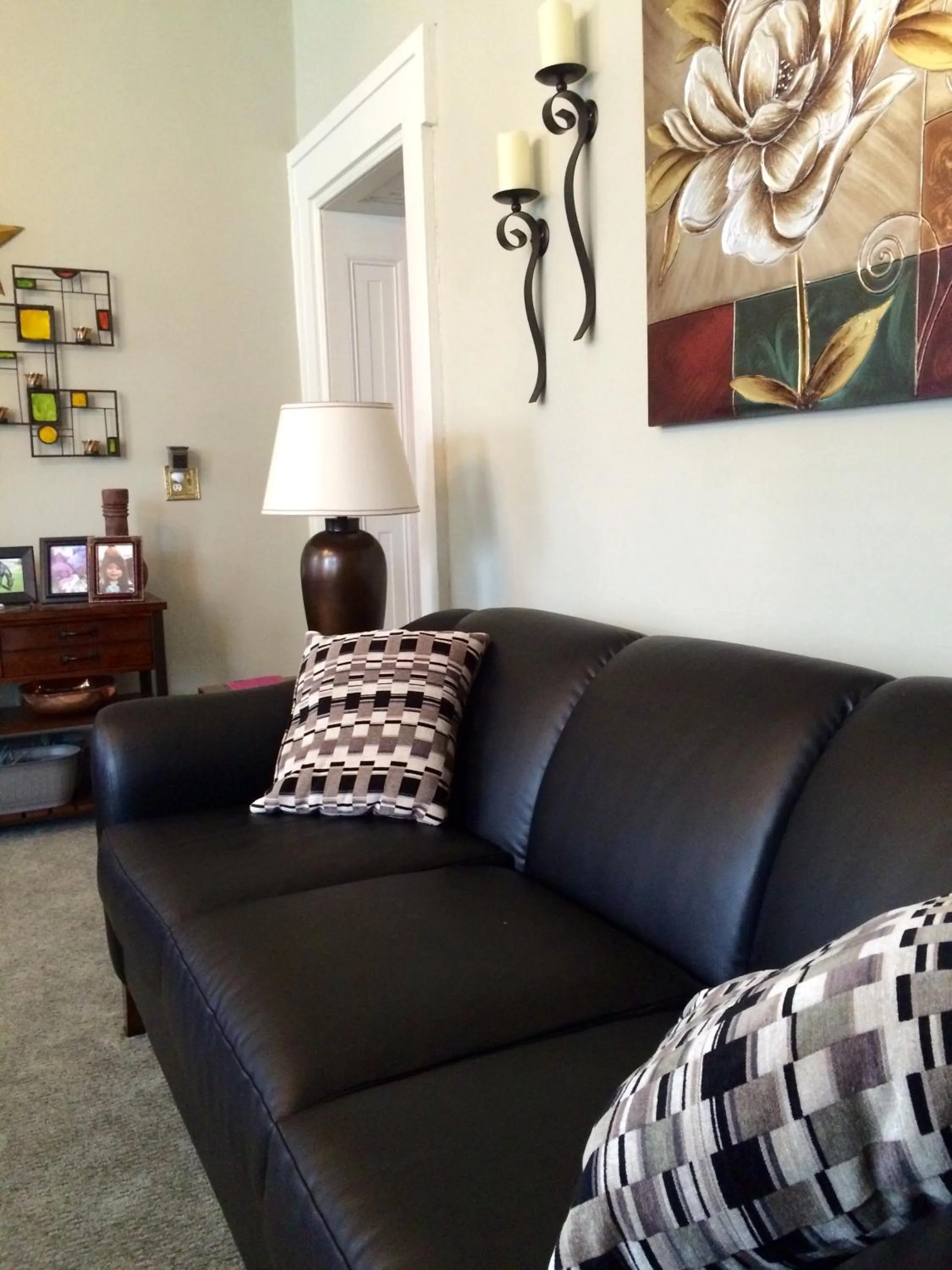 Communal lounge/ TV room in Munro House Bed and Breakfast