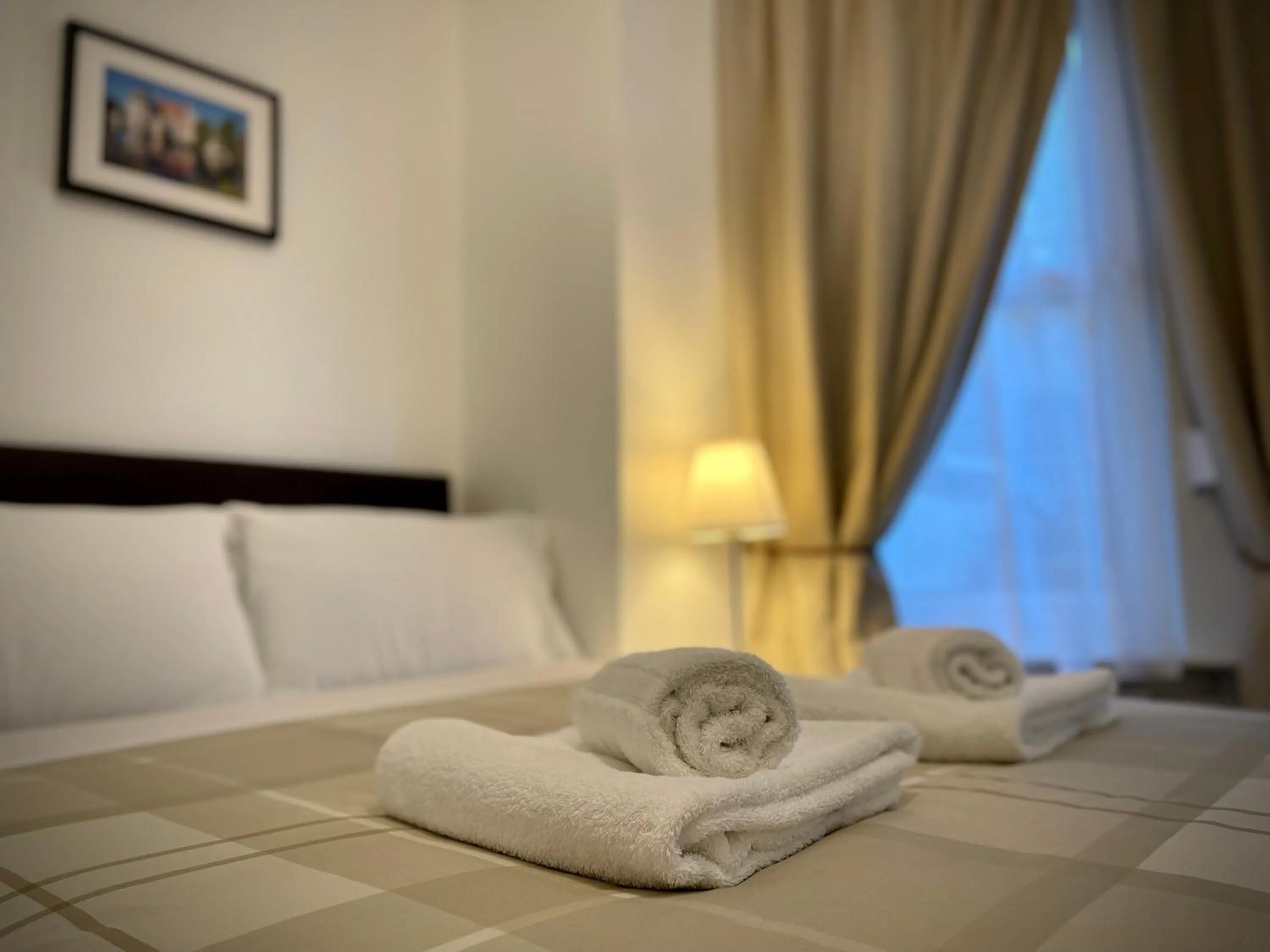 Bedroom, Bed in The Gateway Hotel