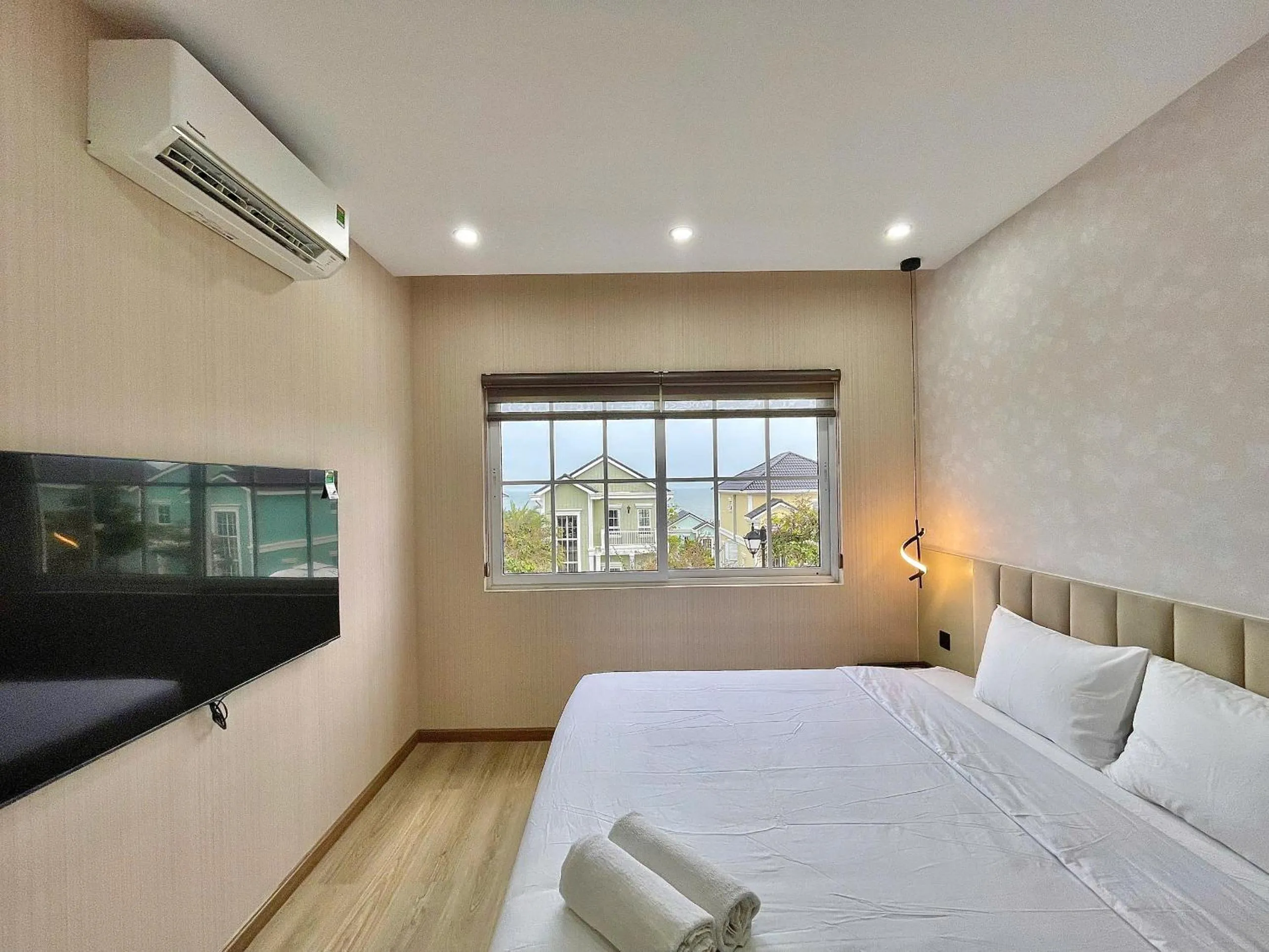 Bed in Villa Nova World Phan Thiết