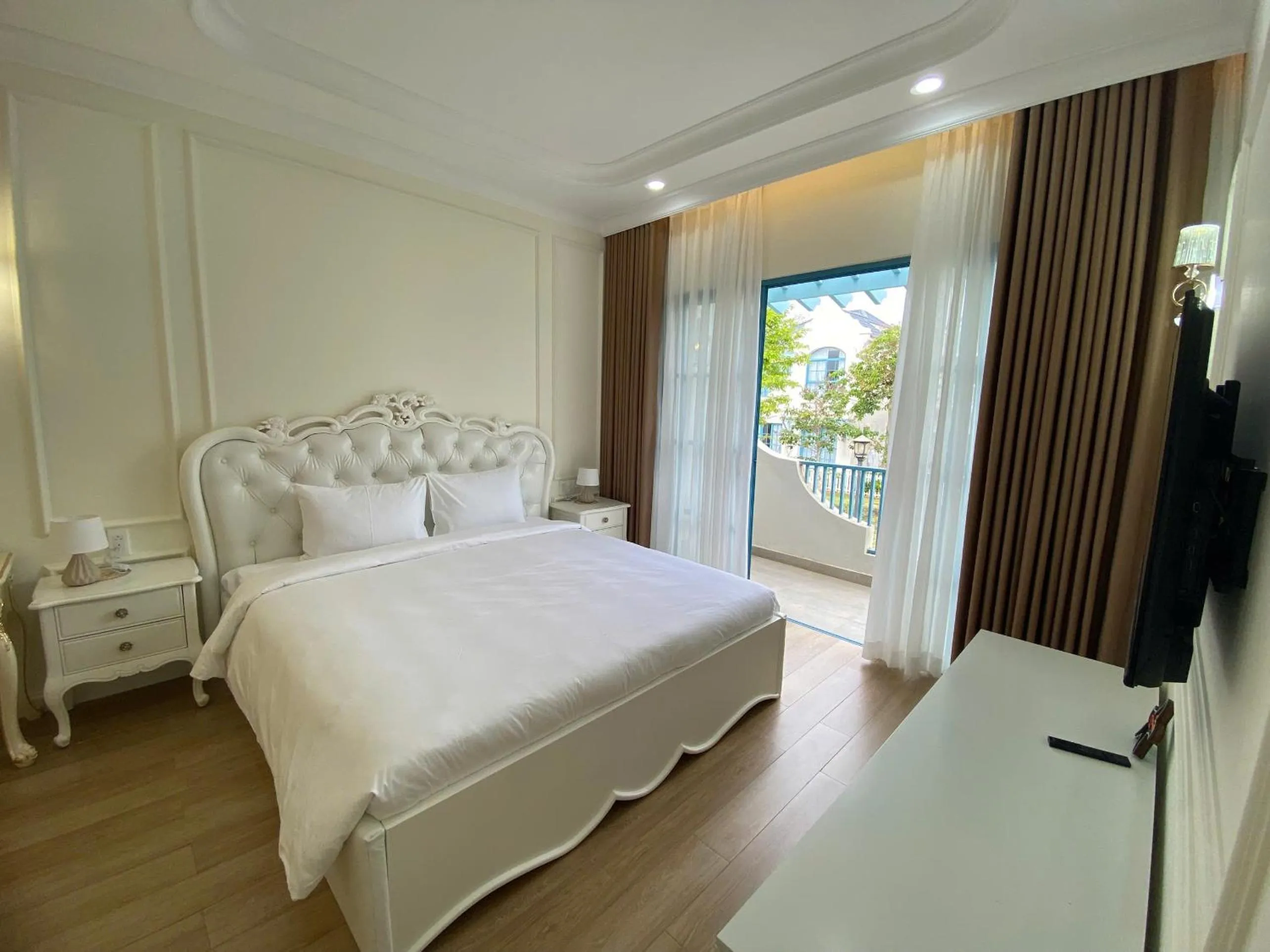 Bed in Villa Nova World Phan Thiết