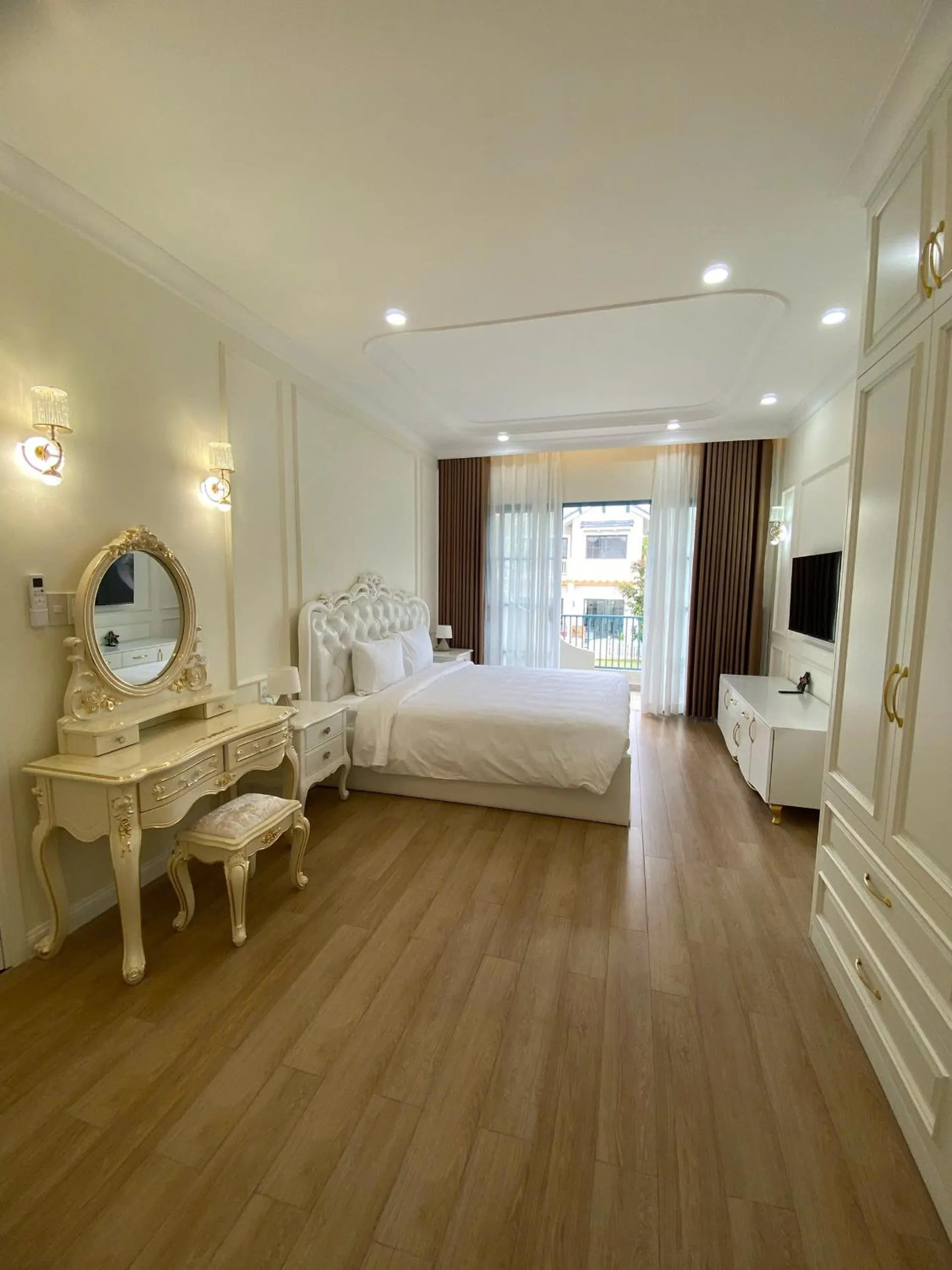 Bed in Villa Nova World Phan Thiết