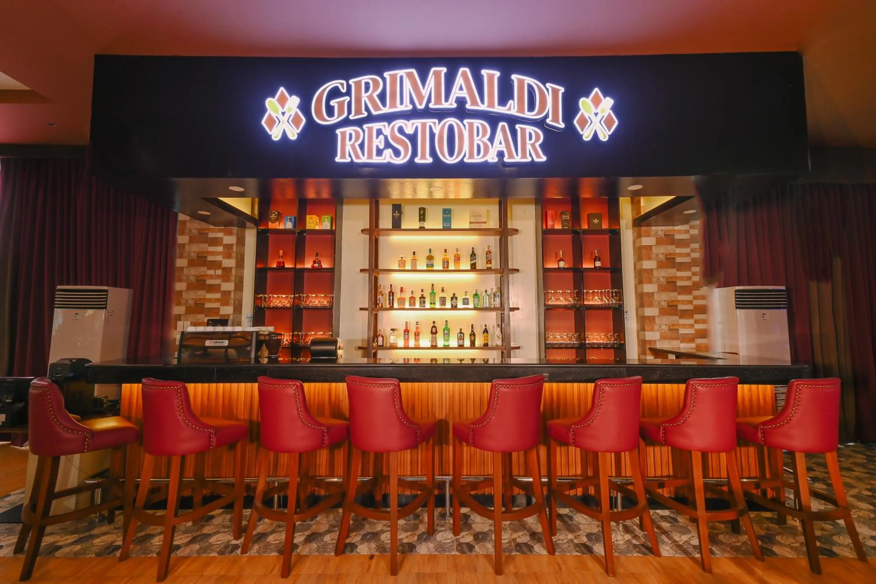 Lounge or bar in Monaco Hotel