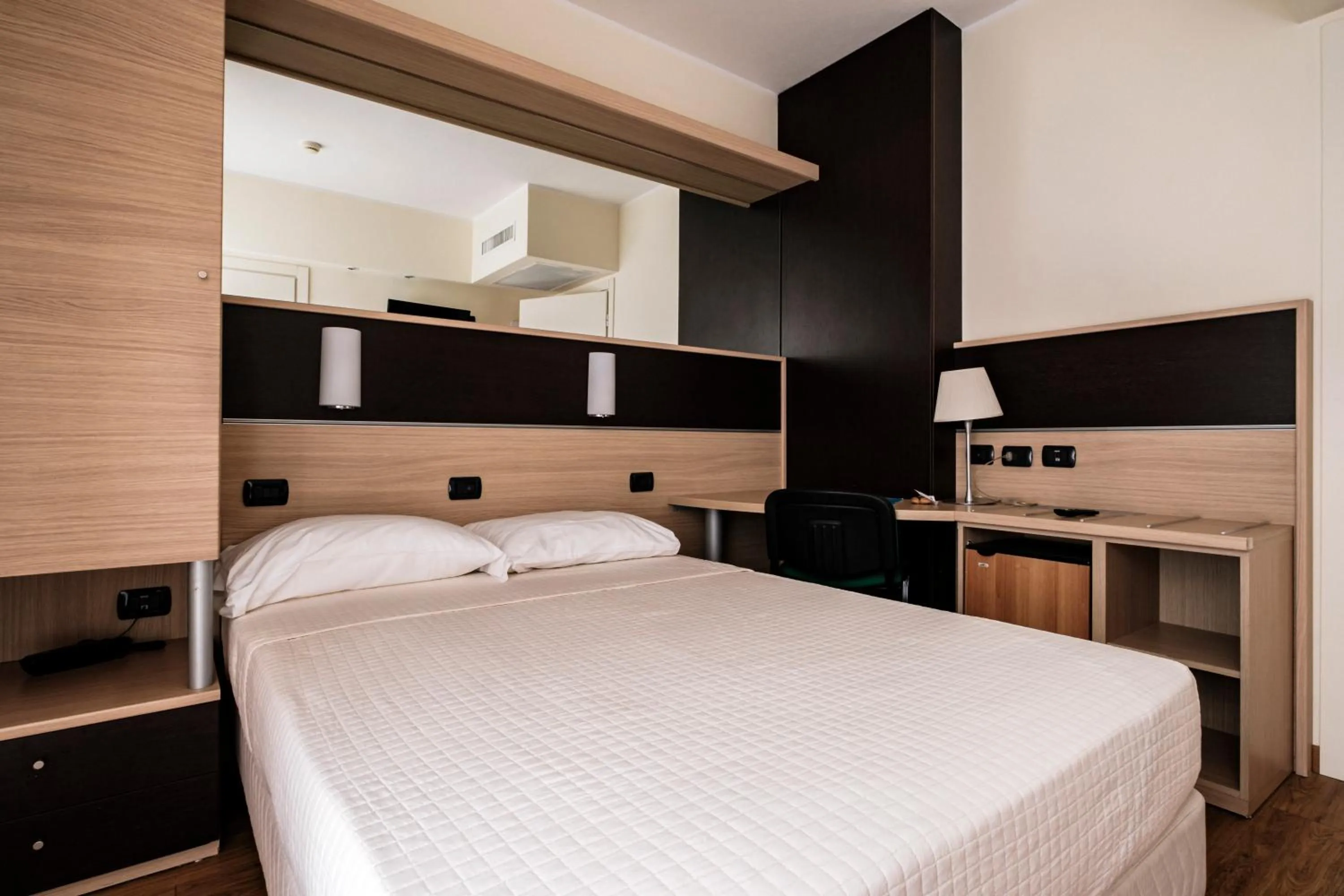 Bedroom, Bed in Augustus Hotel Riccione