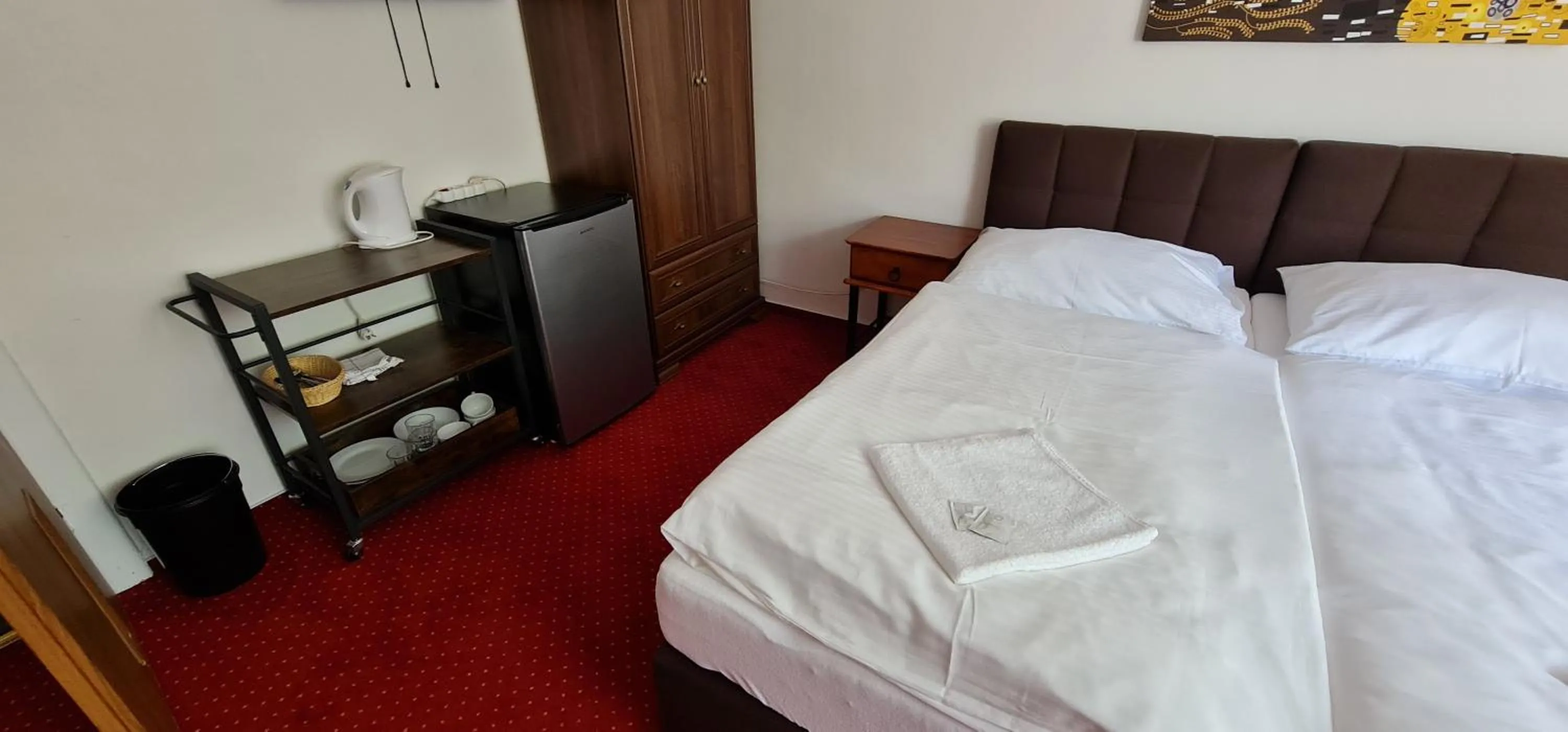 Deluxe Double Room (2 Adults + 1 Child) - single occupancy in Apartmány Orlová