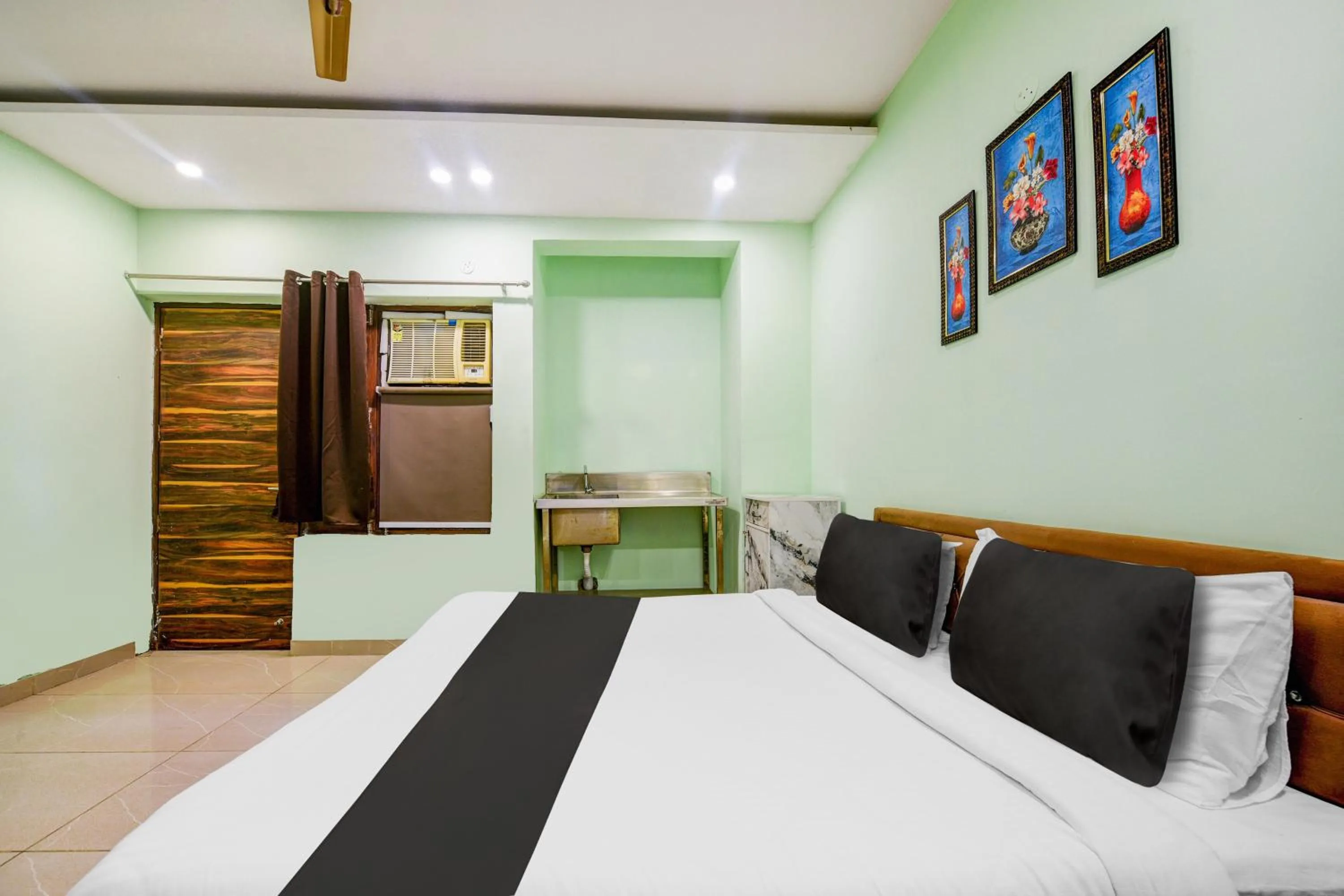 Bedroom, Bed in Hotel O Ridge Way Stays