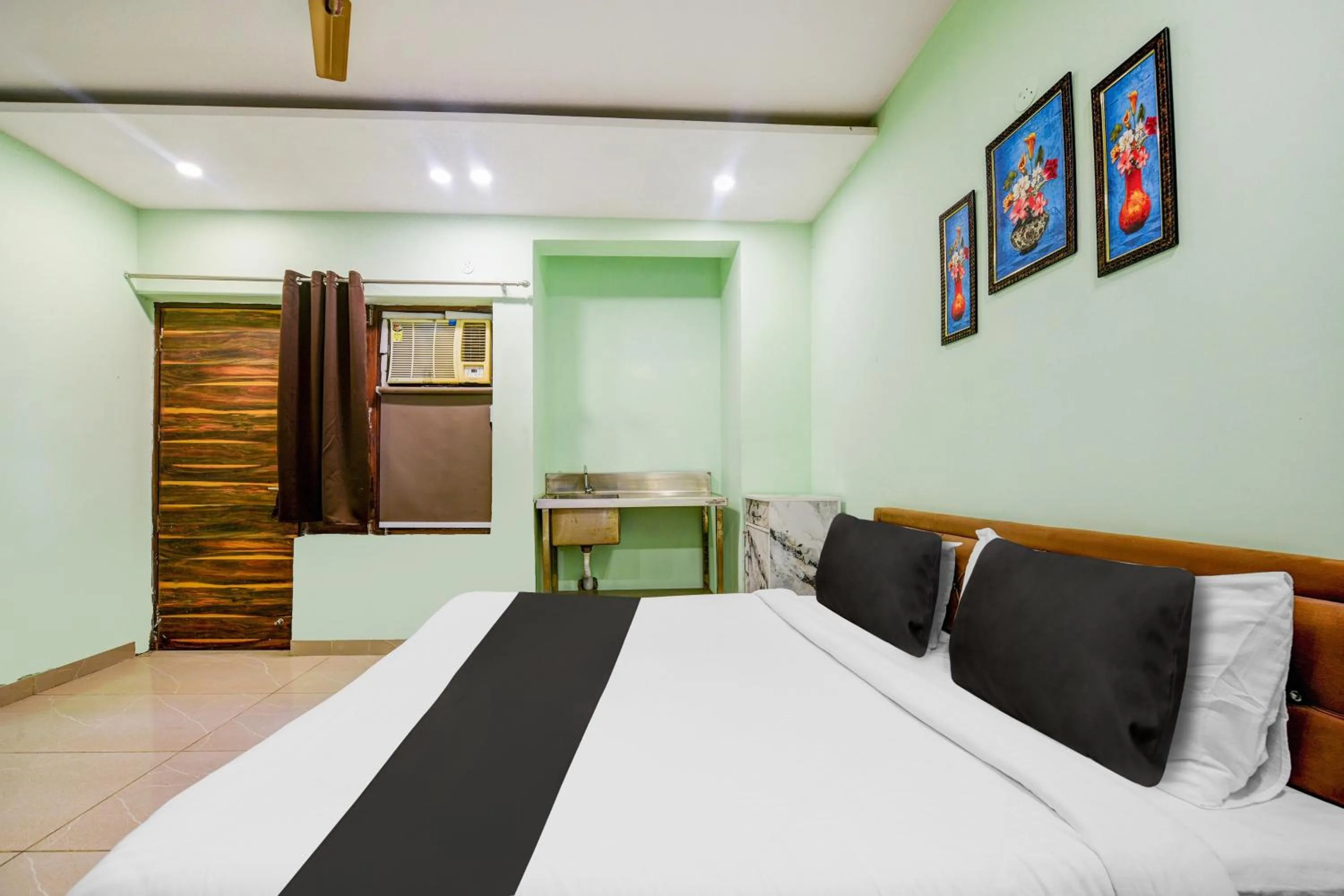 Bedroom, Bed in Hotel O Ridge Way Stays