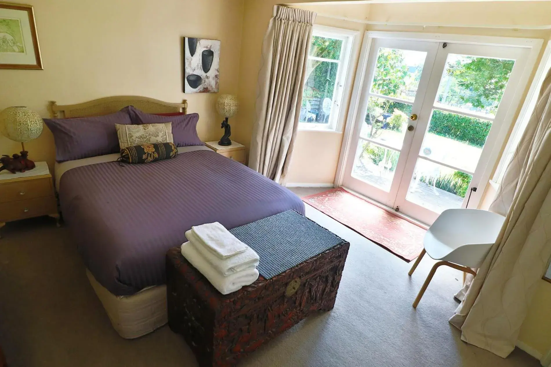 Magpie Cottage Homestay Bed & Breakfast Magpie Cottage Homestay Bed & Breakfast
