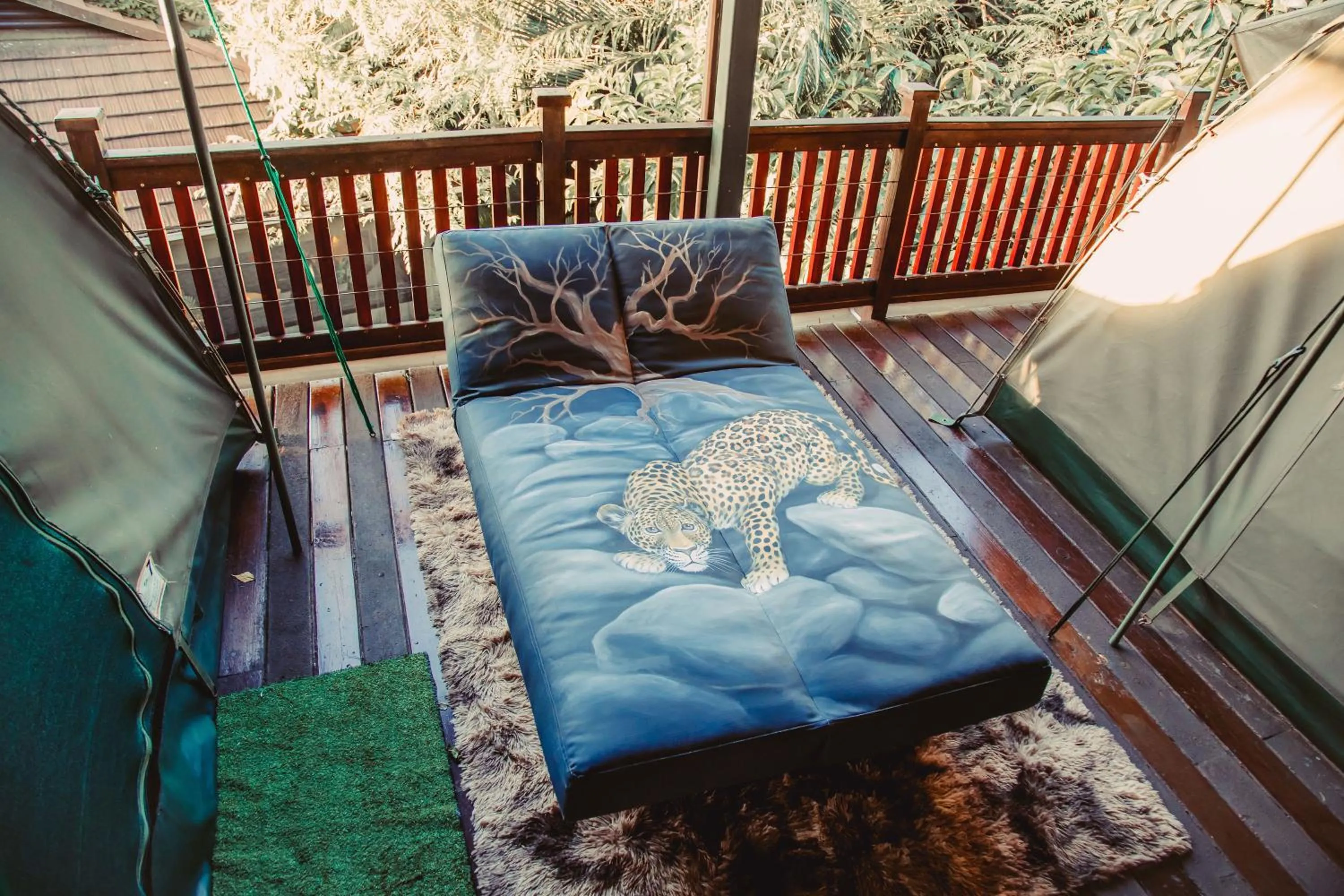 The Tree Top Village Urban Glamping
