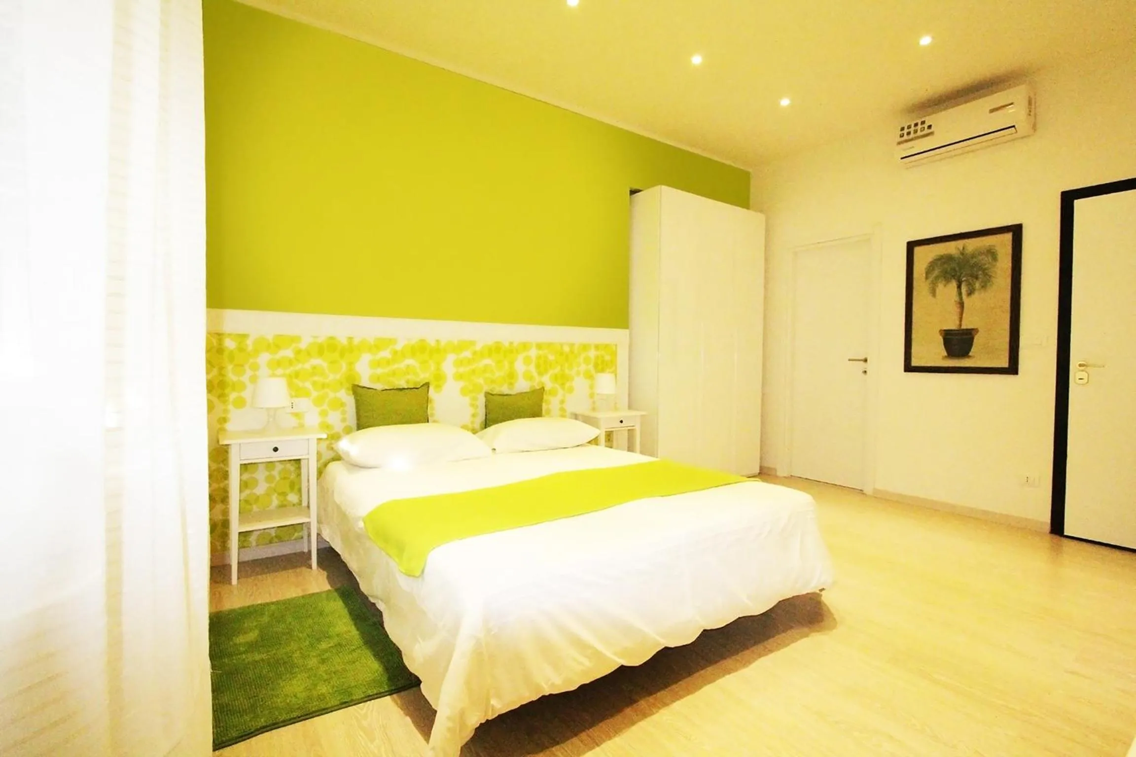 Photo of the whole room, Bed in Affitta Camere DormiRe Bologna